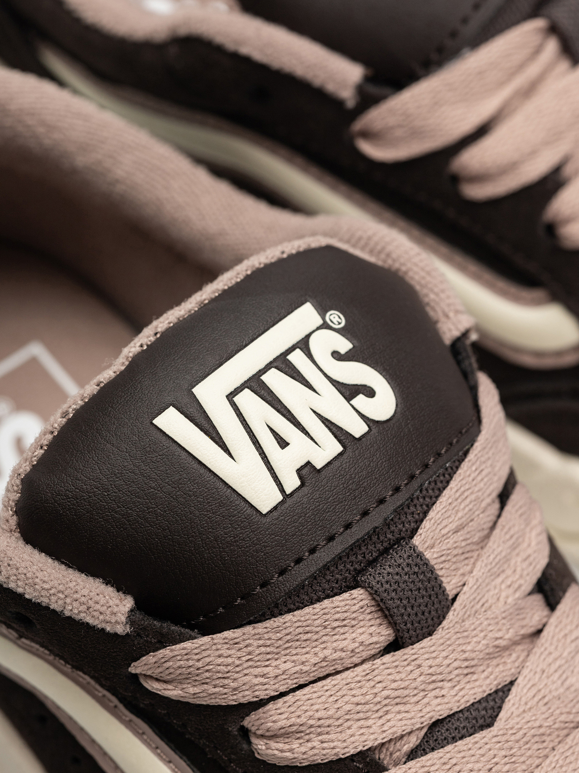 Обувки Vans Hylane (after dark)