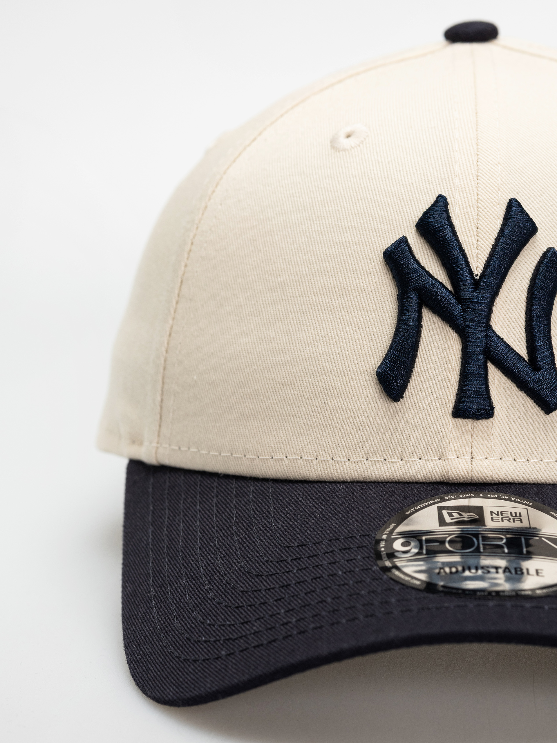 Шапка с козирка New Era Colour Block 9Forty New York Yankees (light beige)