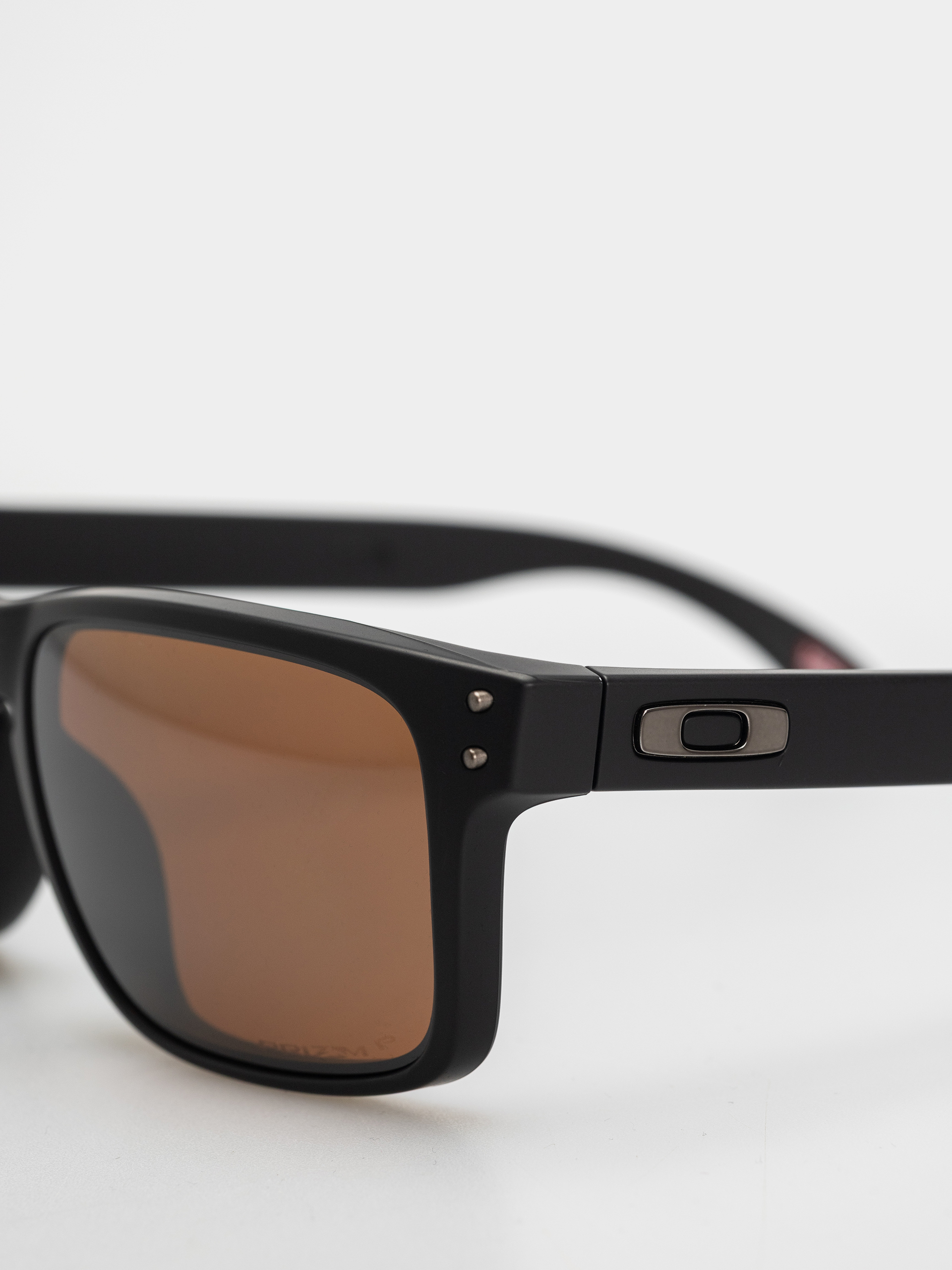 Слънчеви очила Oakley Holbrook (matte black/prizm tungsten polarized)