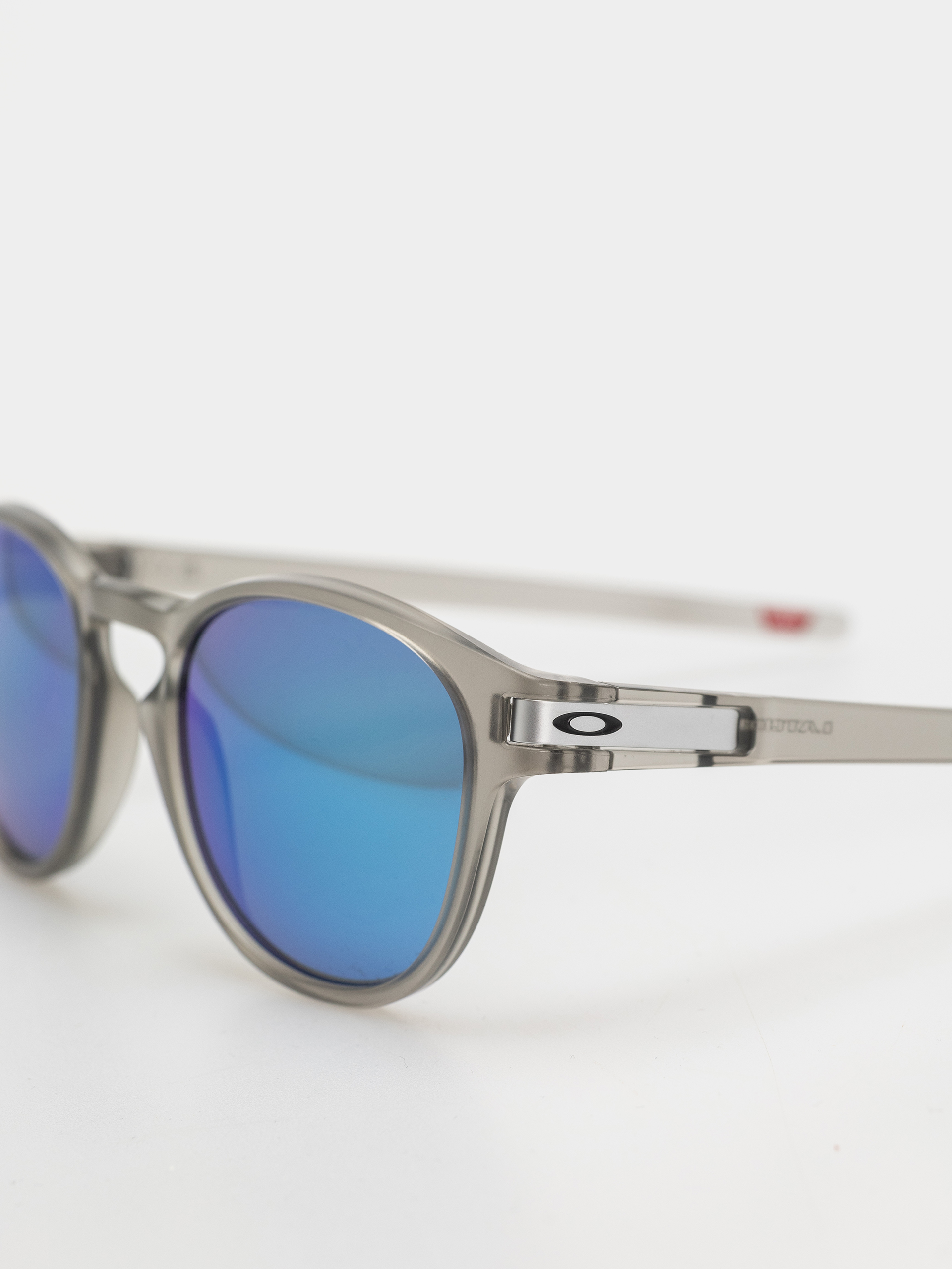Слънчеви очила Oakley Latch (matte grey ink/prizm sapphr irid polar)