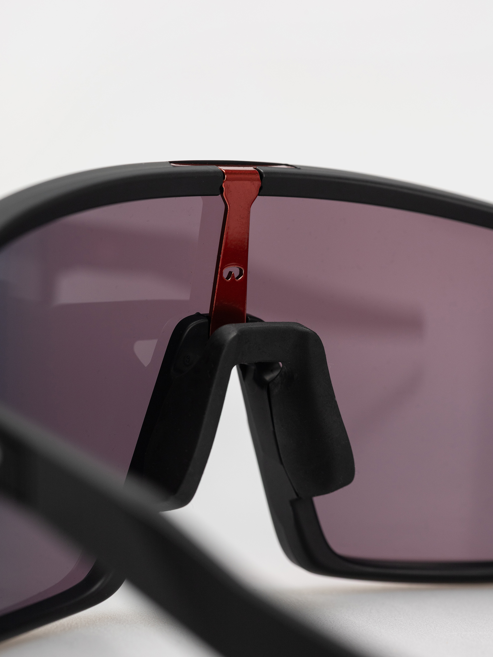 Слънчеви очила Oakley Sutro (matte black/prizm road)