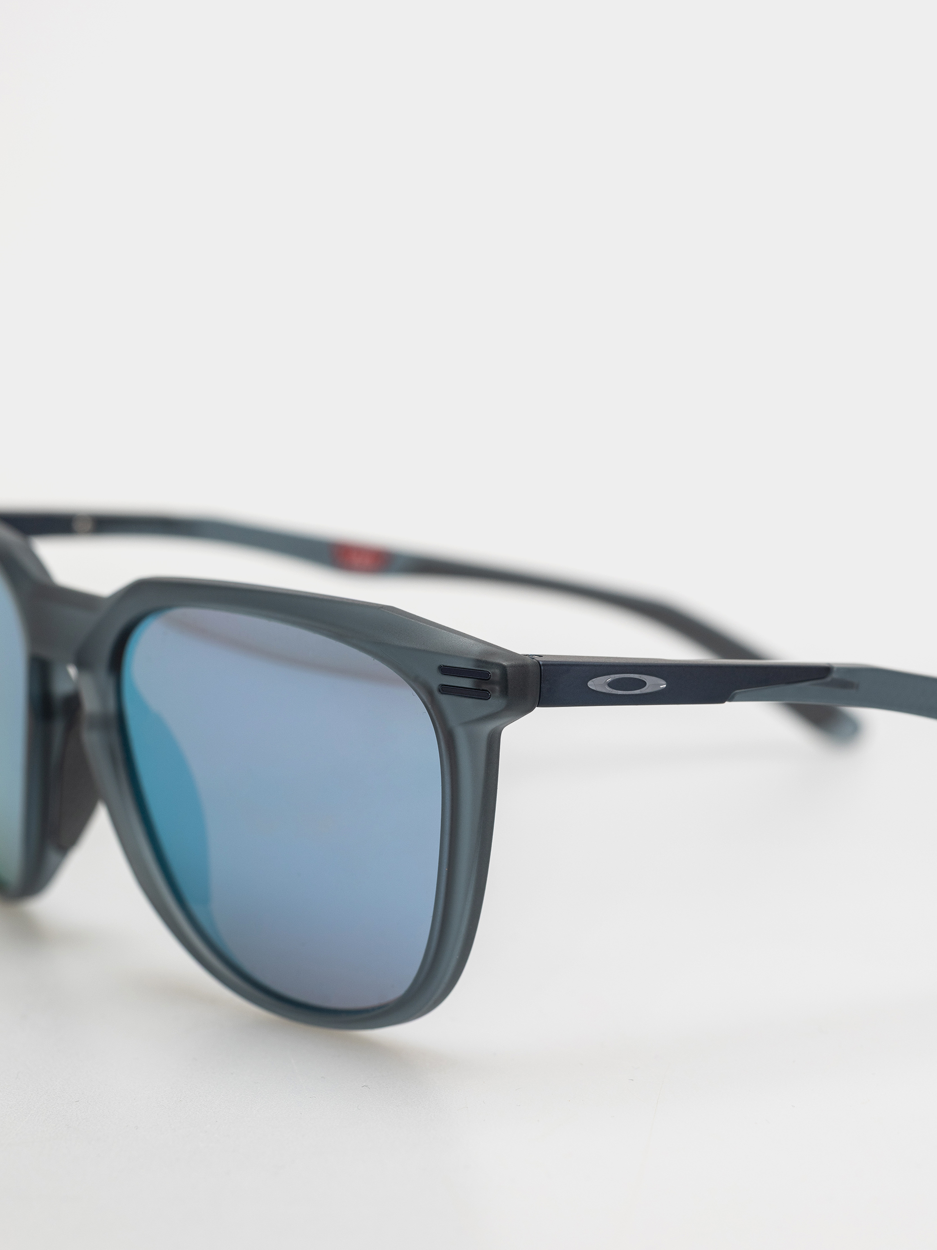 Слънчеви очила Oakley Thurso (matte crystal black/prizm deep water polar)