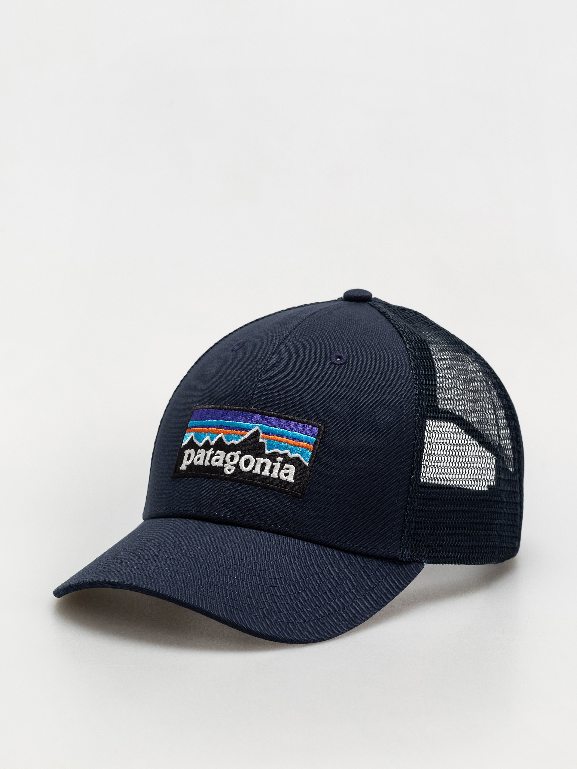 u0428u0430u043fu043au0430 u0441 u043au043eu0437u0438u0440u043au0430 Patagonia P 6 Logo LoPro Trucker (new navy)