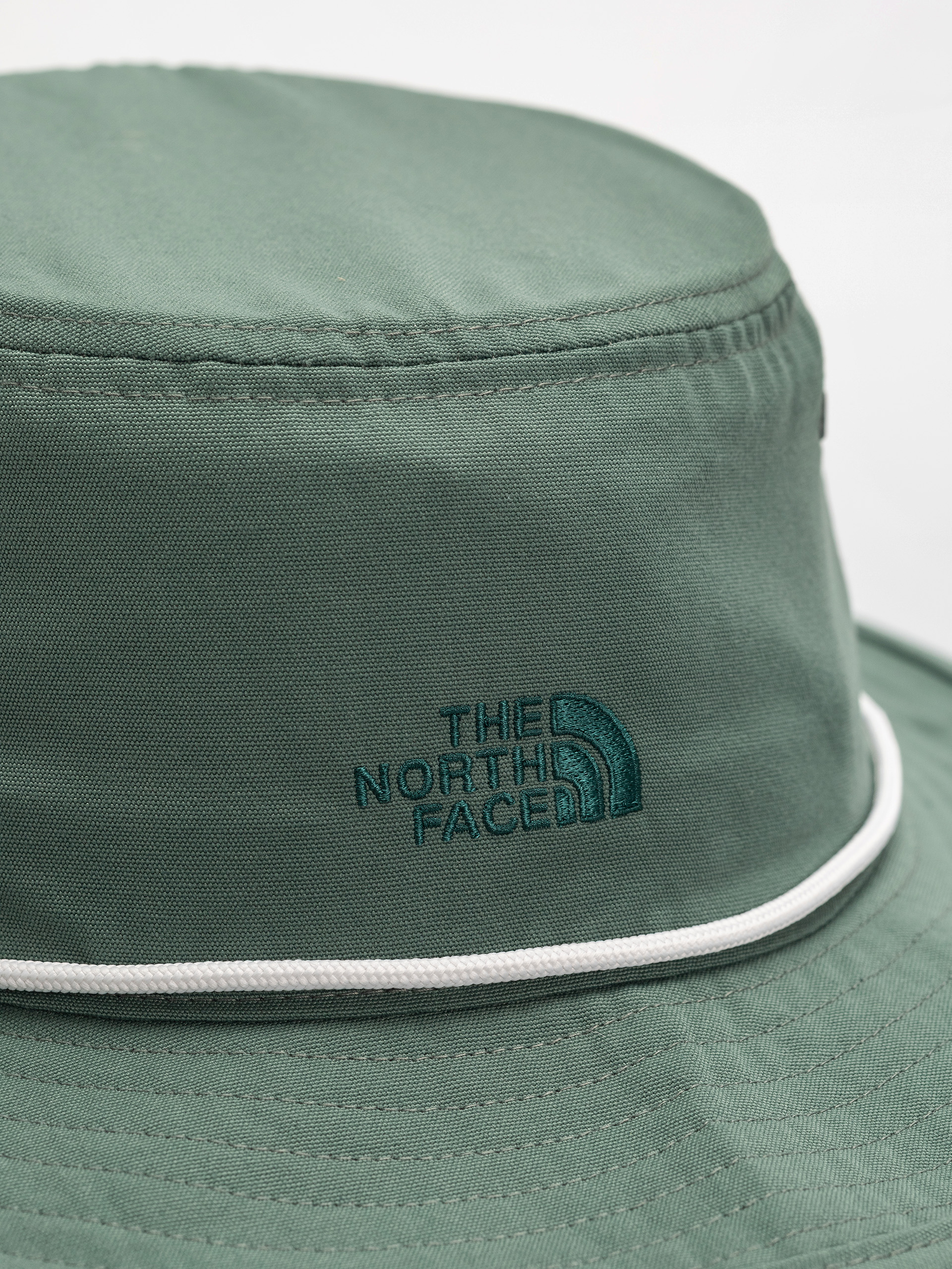 Шапка с периферия The North Face Recycled 66 Brimmer (duck green)