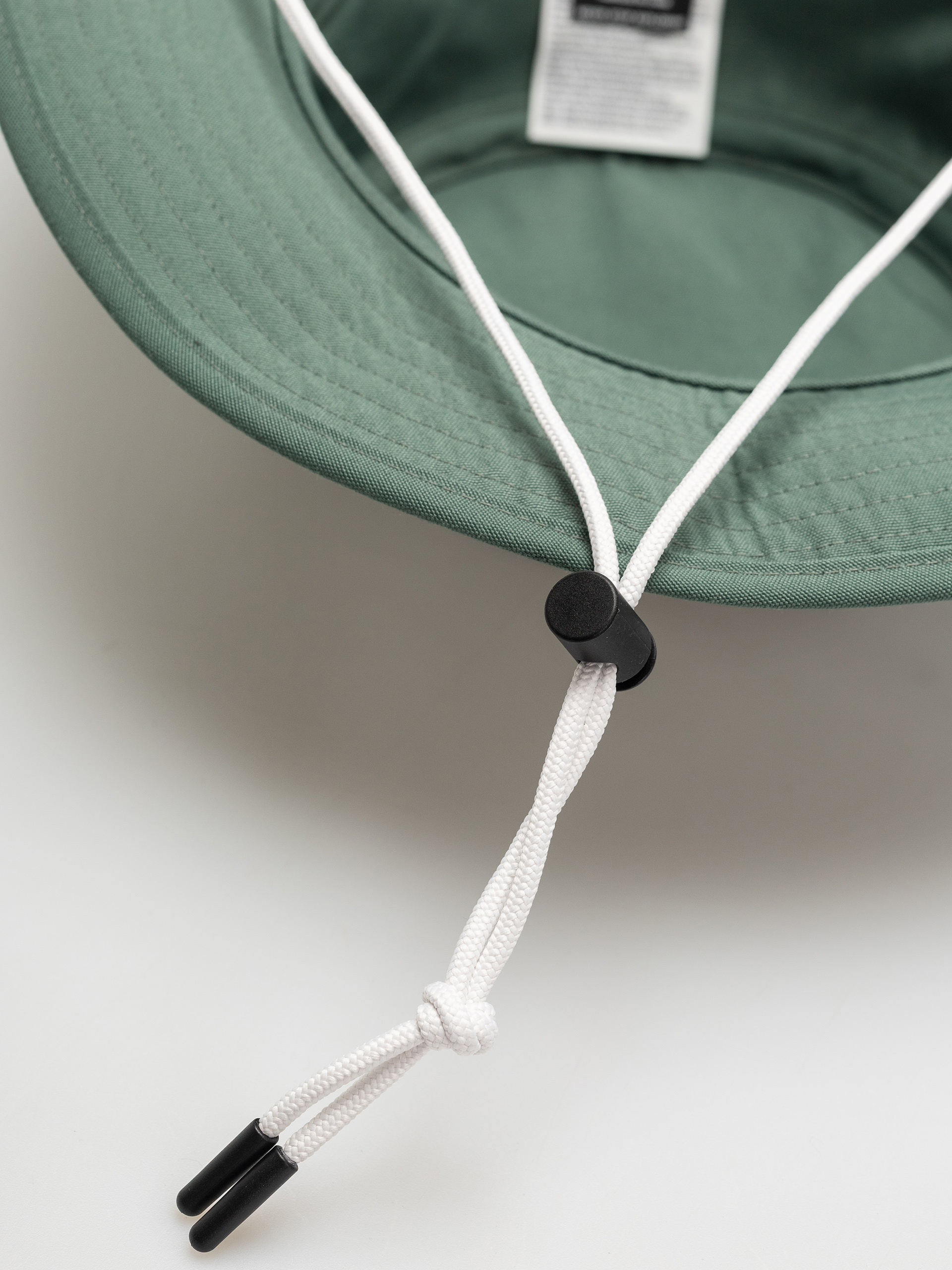 Шапка с периферия The North Face Recycled 66 Brimmer (duck green)