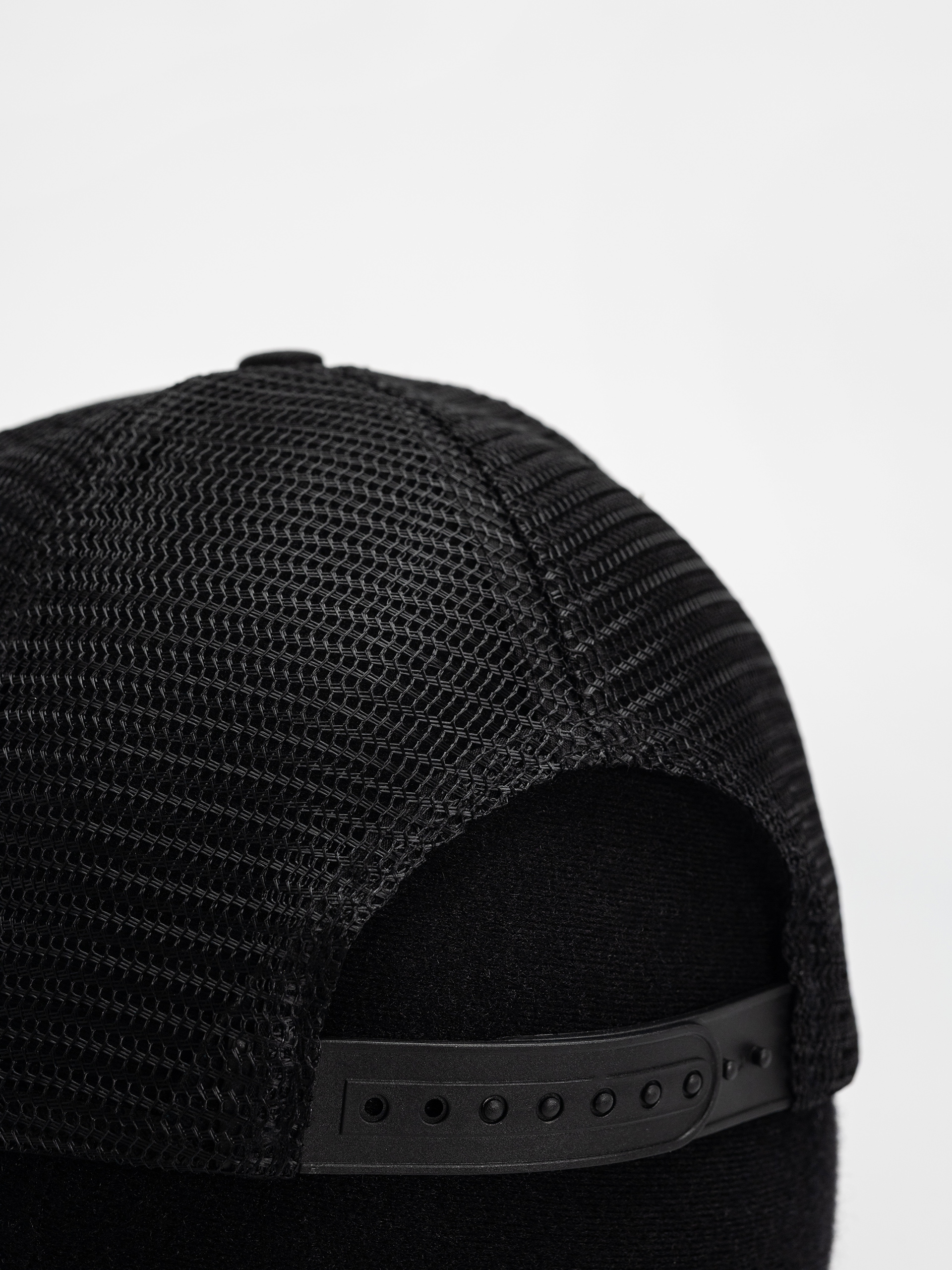 Шапка с козирка Santa Cruz Screaming Hand JR (black)