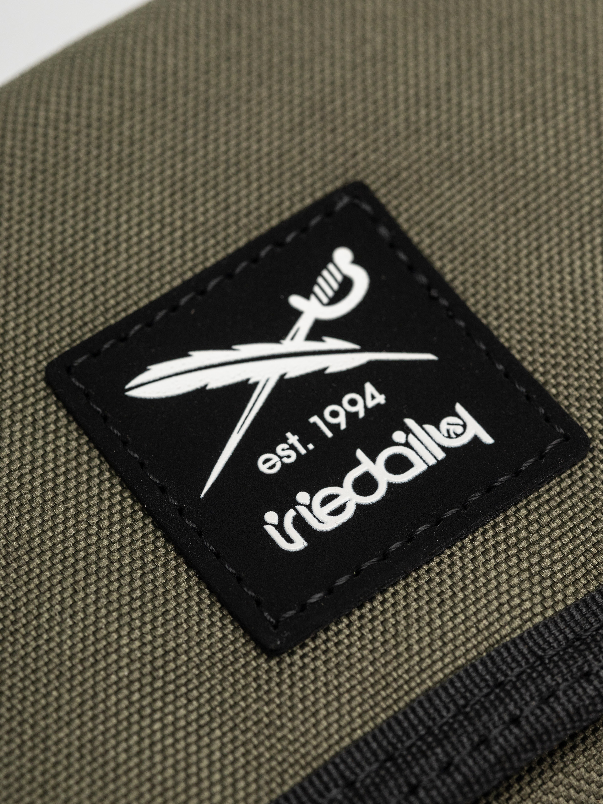 Портмоне Iriedaily Millenio (olive)