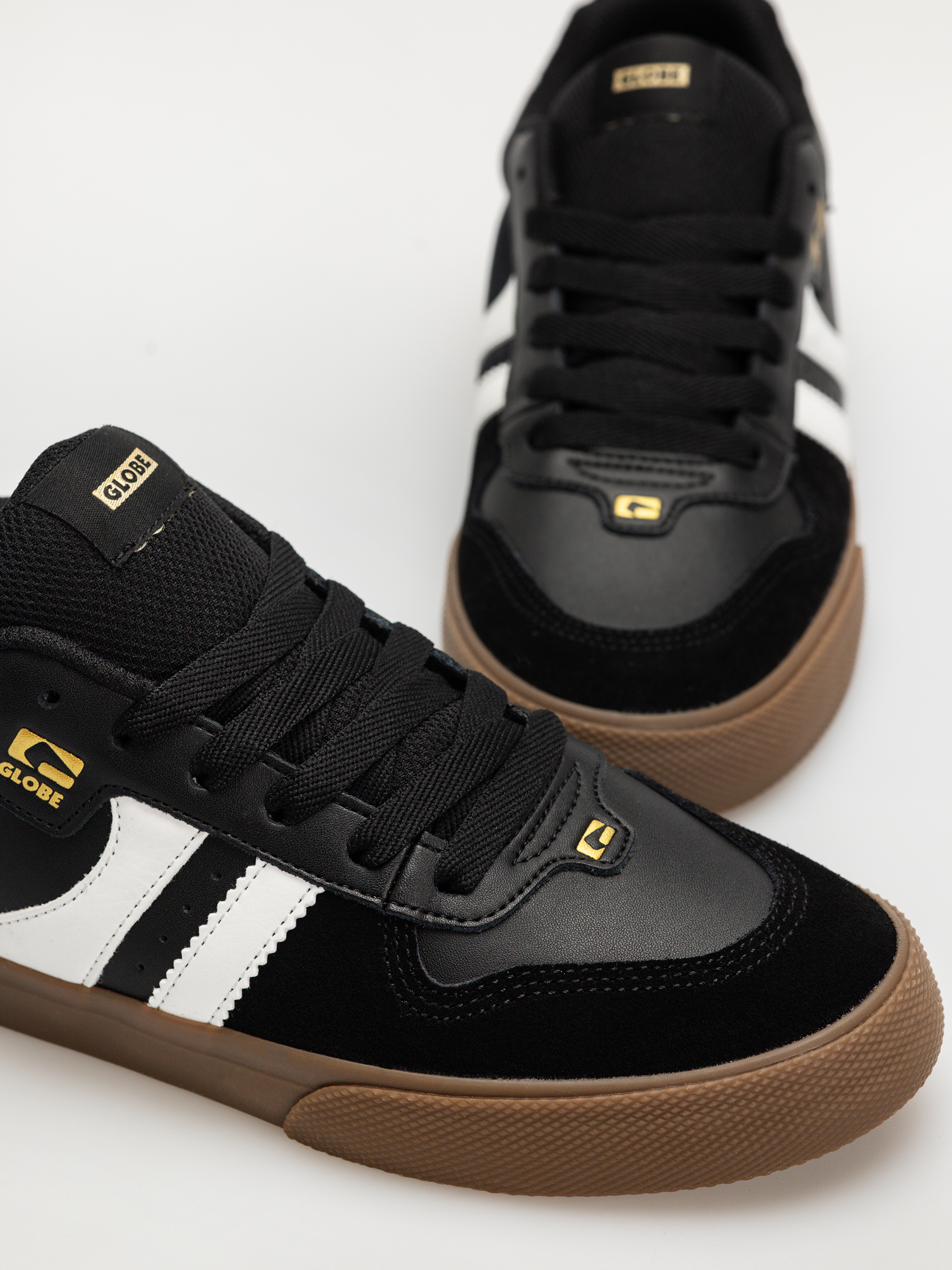Обувки Globe Encore 2 (black/white/tobacco)