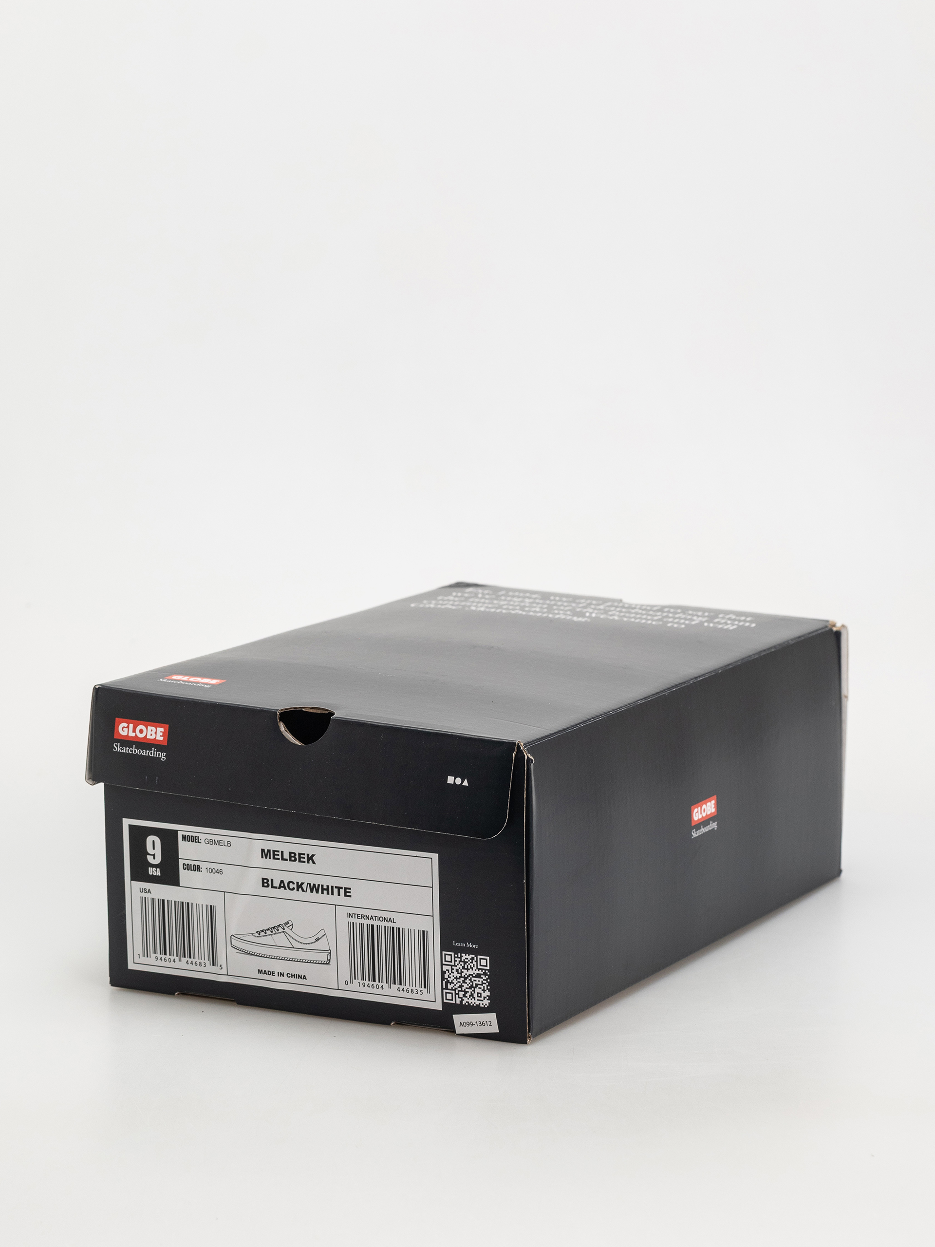 Обувки Globe Melbek (black/white)