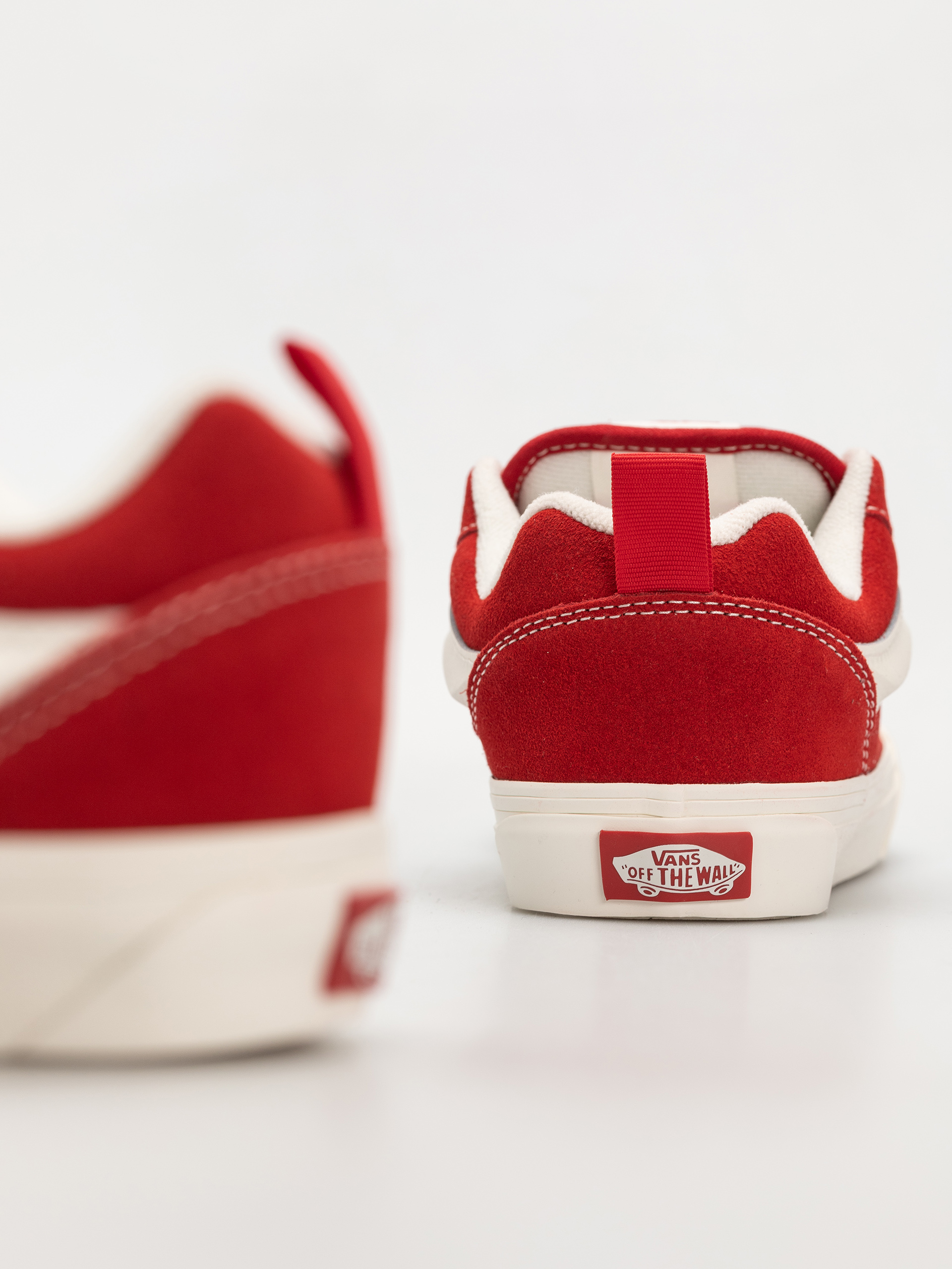 Обувки Vans Knu Skool (racing red/marshmallow)