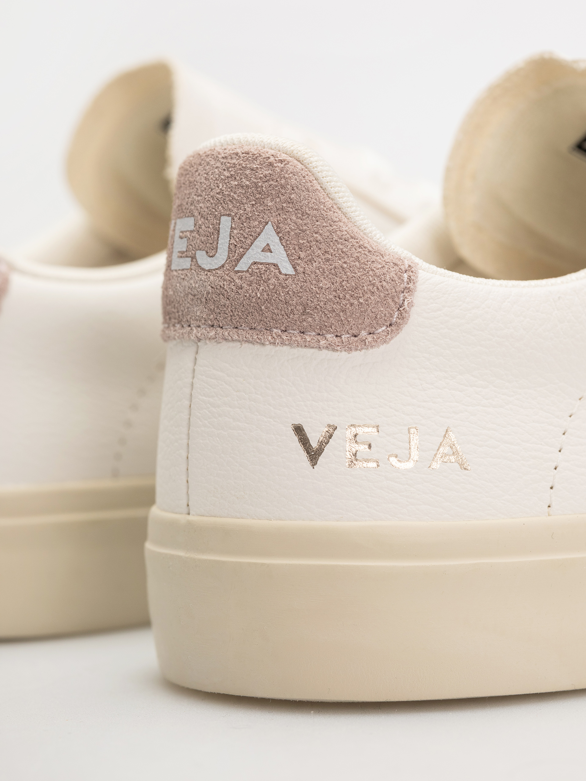 Обувки Veja Campo Wmn (extra white babe)