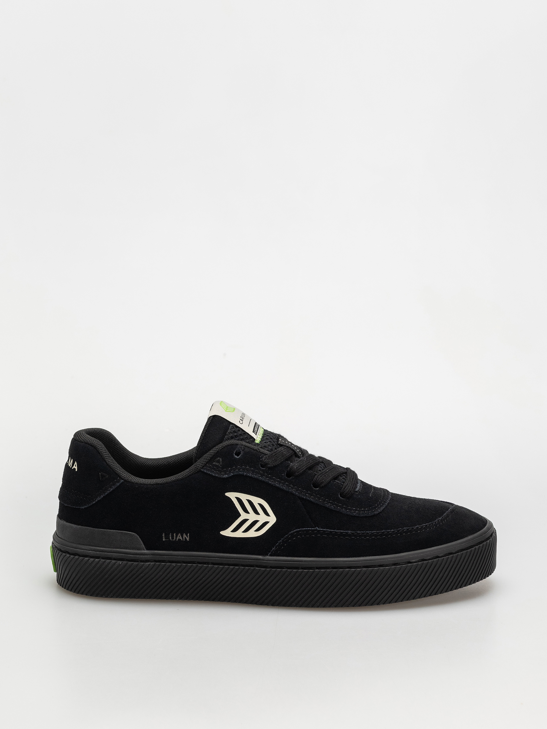 u041eu0431u0443u0432u043au0438 Cariuma Luan Pro (all black suede ivory logo)