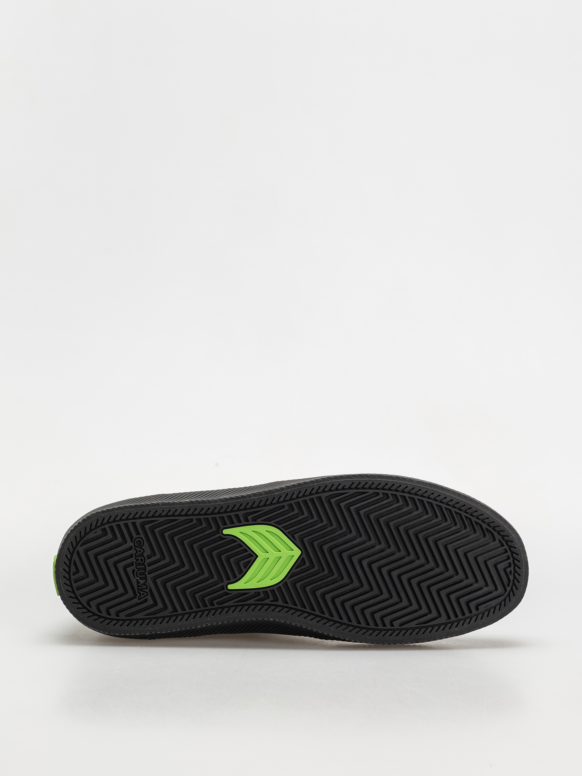 Обувки Cariuma Luan Pro (all black suede ivory logo)