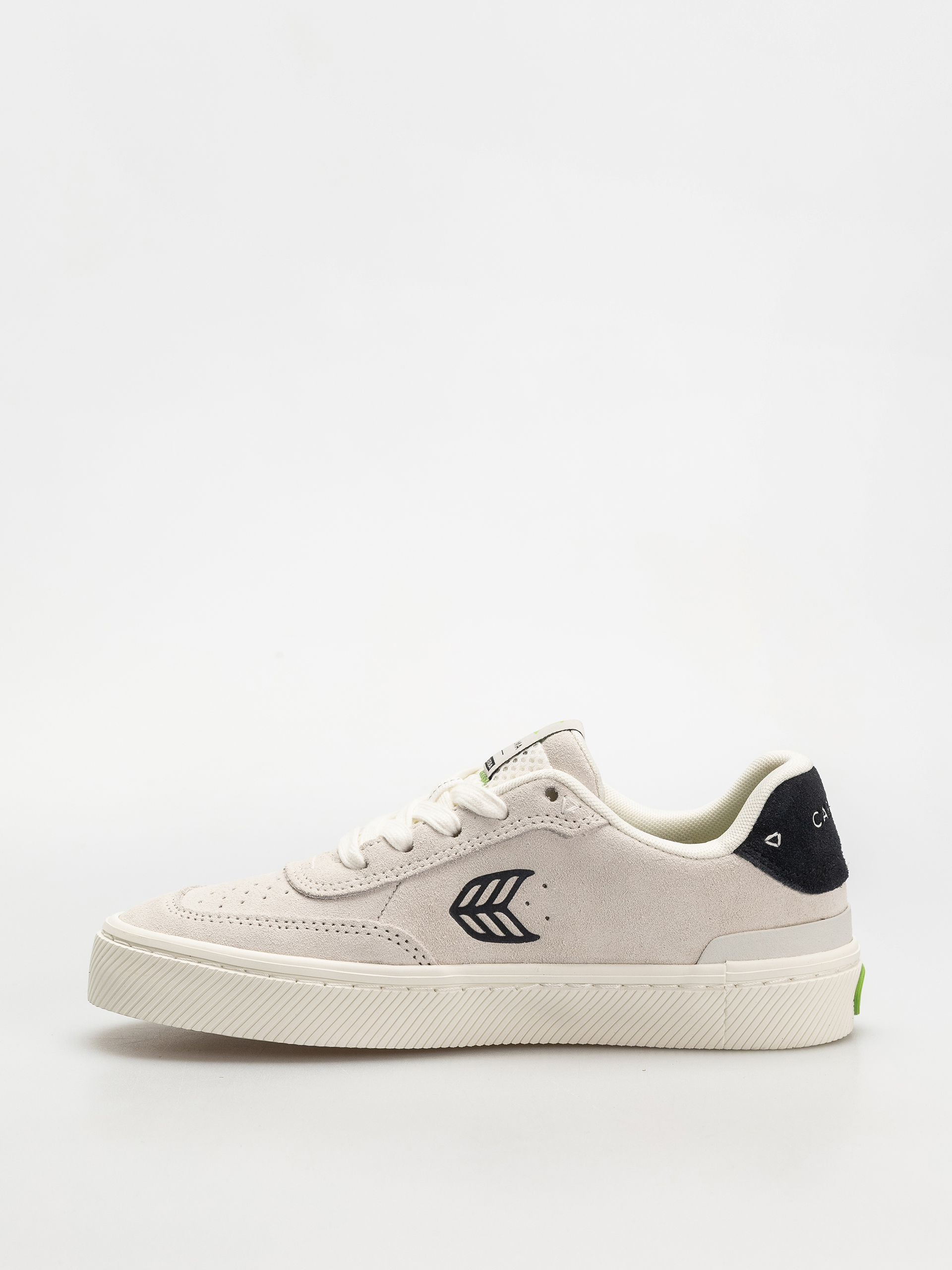 Обувки Cariuma Luan Pro Wmn (smoke white suede black logo)