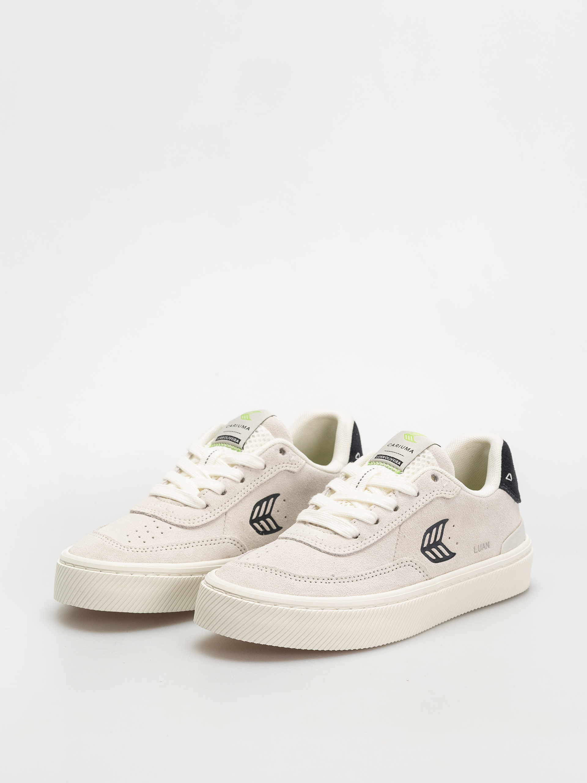 Обувки Cariuma Luan Pro Wmn (smoke white suede black logo)