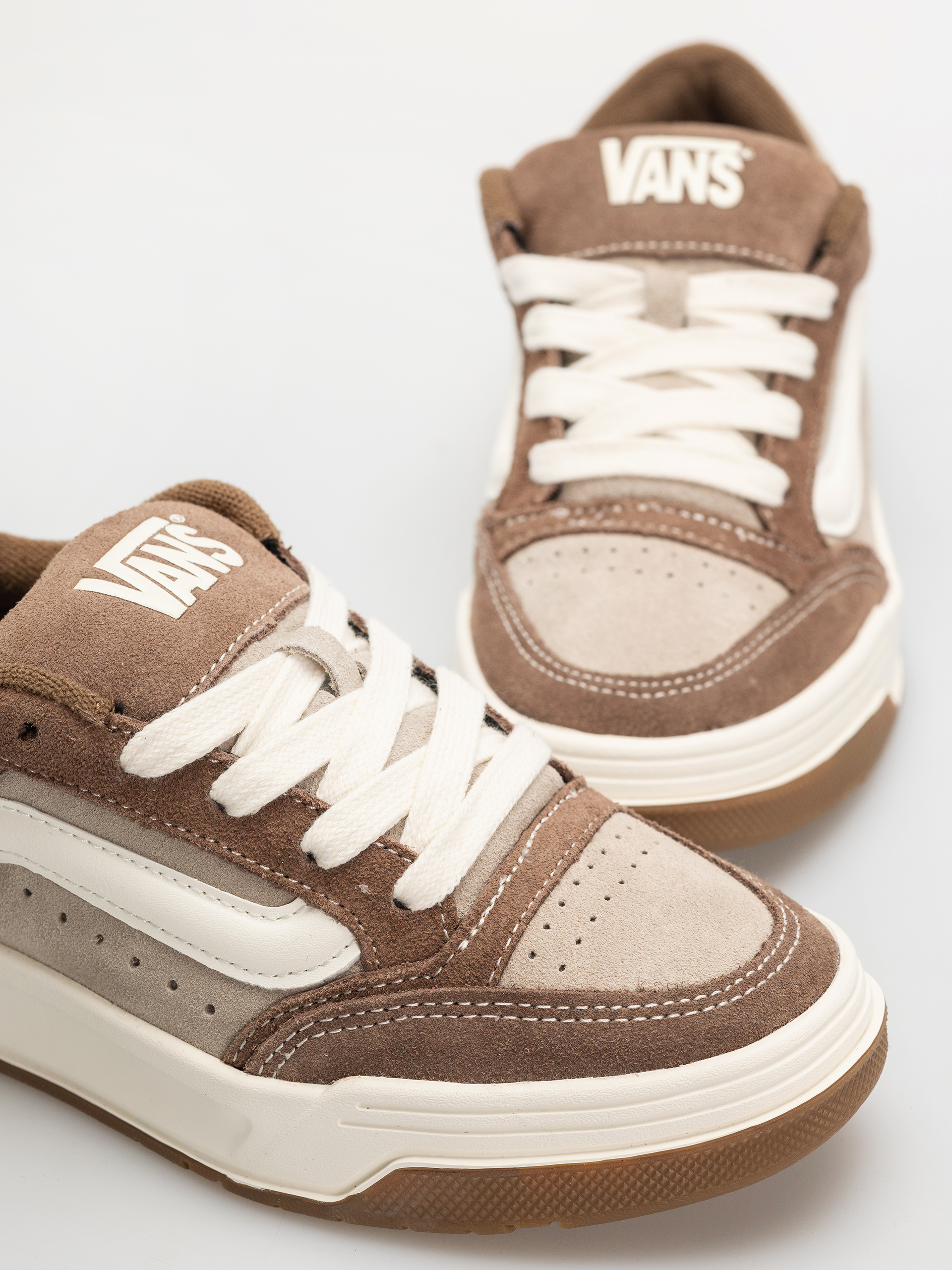 Обувки Vans Hylane (taupe)