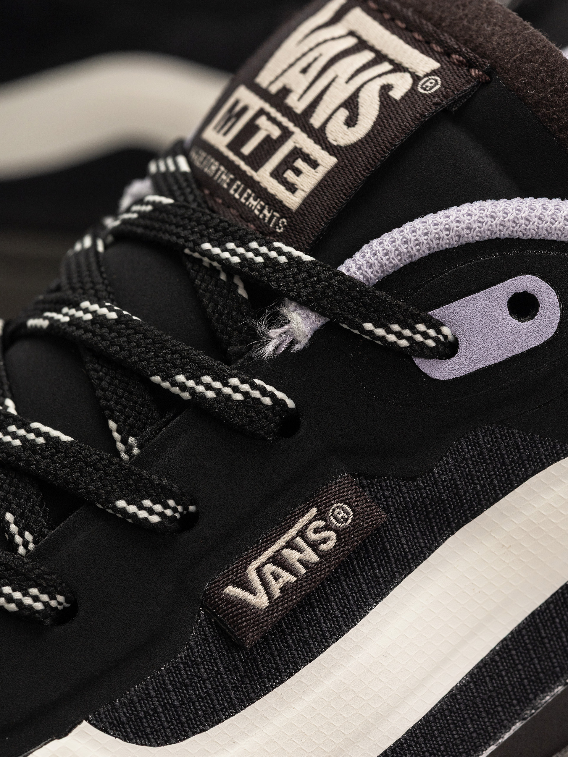 Обувки Vans Mte Crosspath (lilac ash)