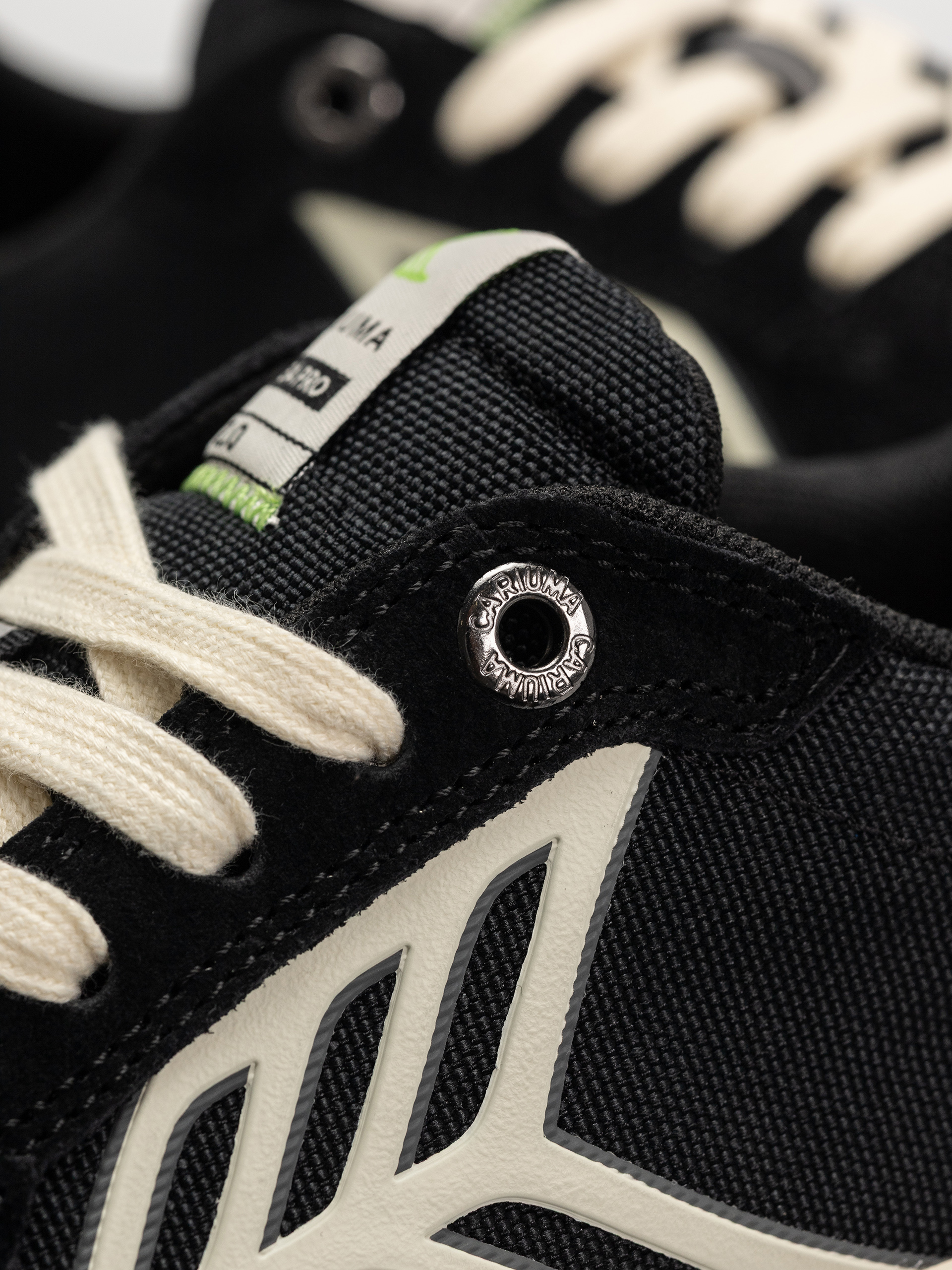 Обувки Cariuma Catiba Pro 2.0 (black suede and cordura ivory logo)