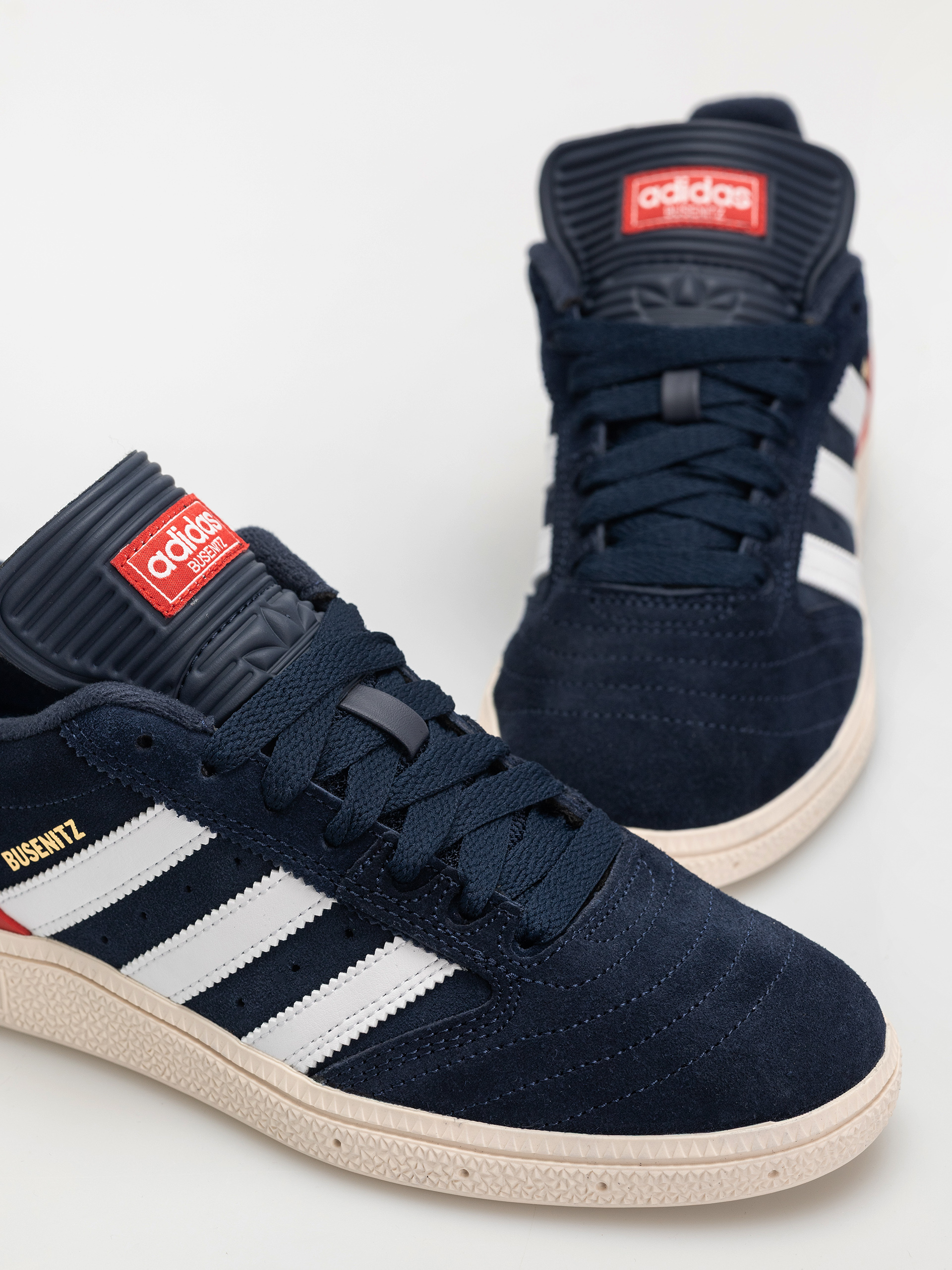 Обувки adidas Busenitz (conavy/ftwwht/betsca)