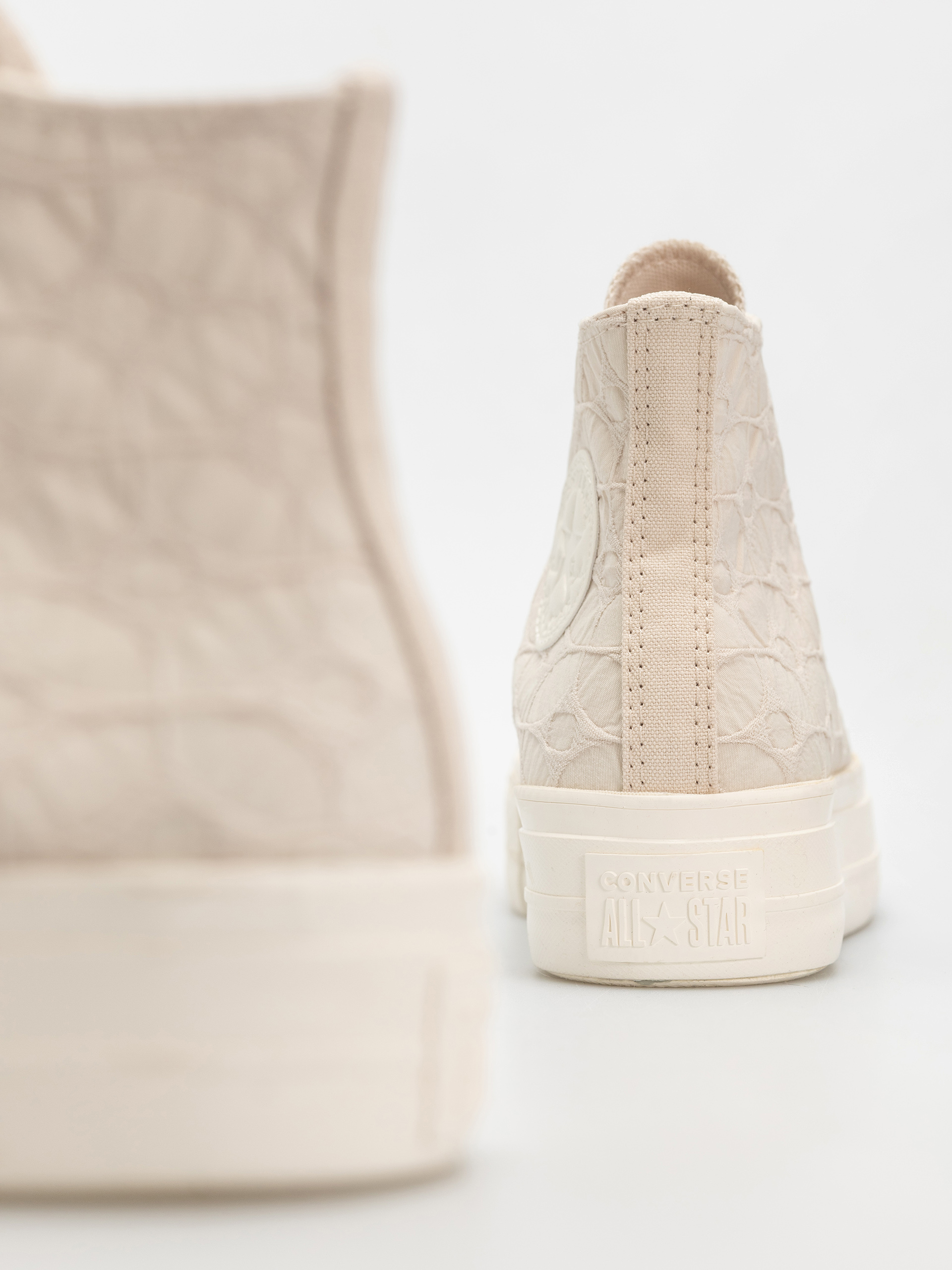 Кецове Converse Chuck Taylor All Star Lift Hi Wmn (light dune/egret/egret)