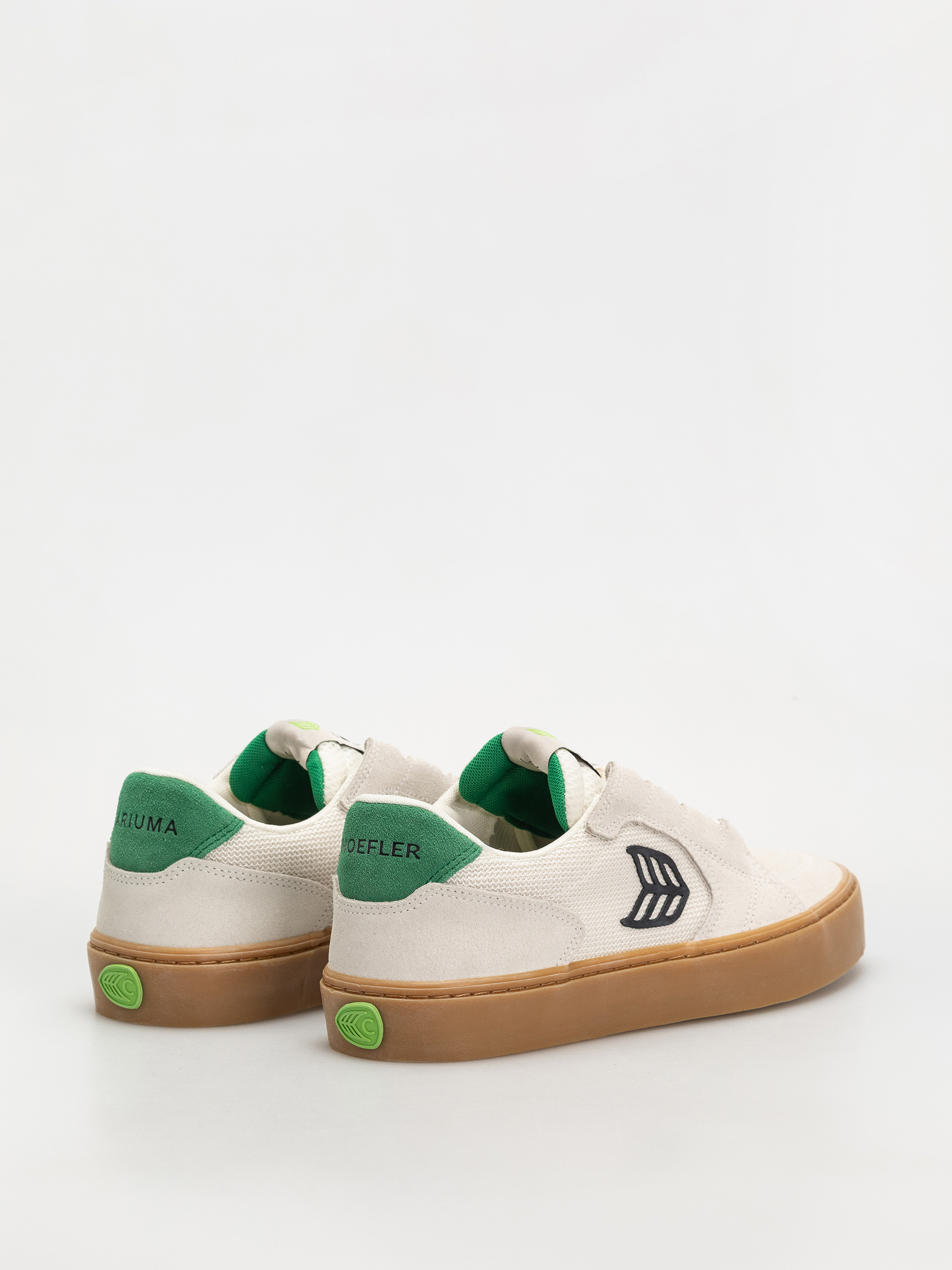 Обувки Cariuma T20 Pro (gum smoke white suede and mesh black logo green)