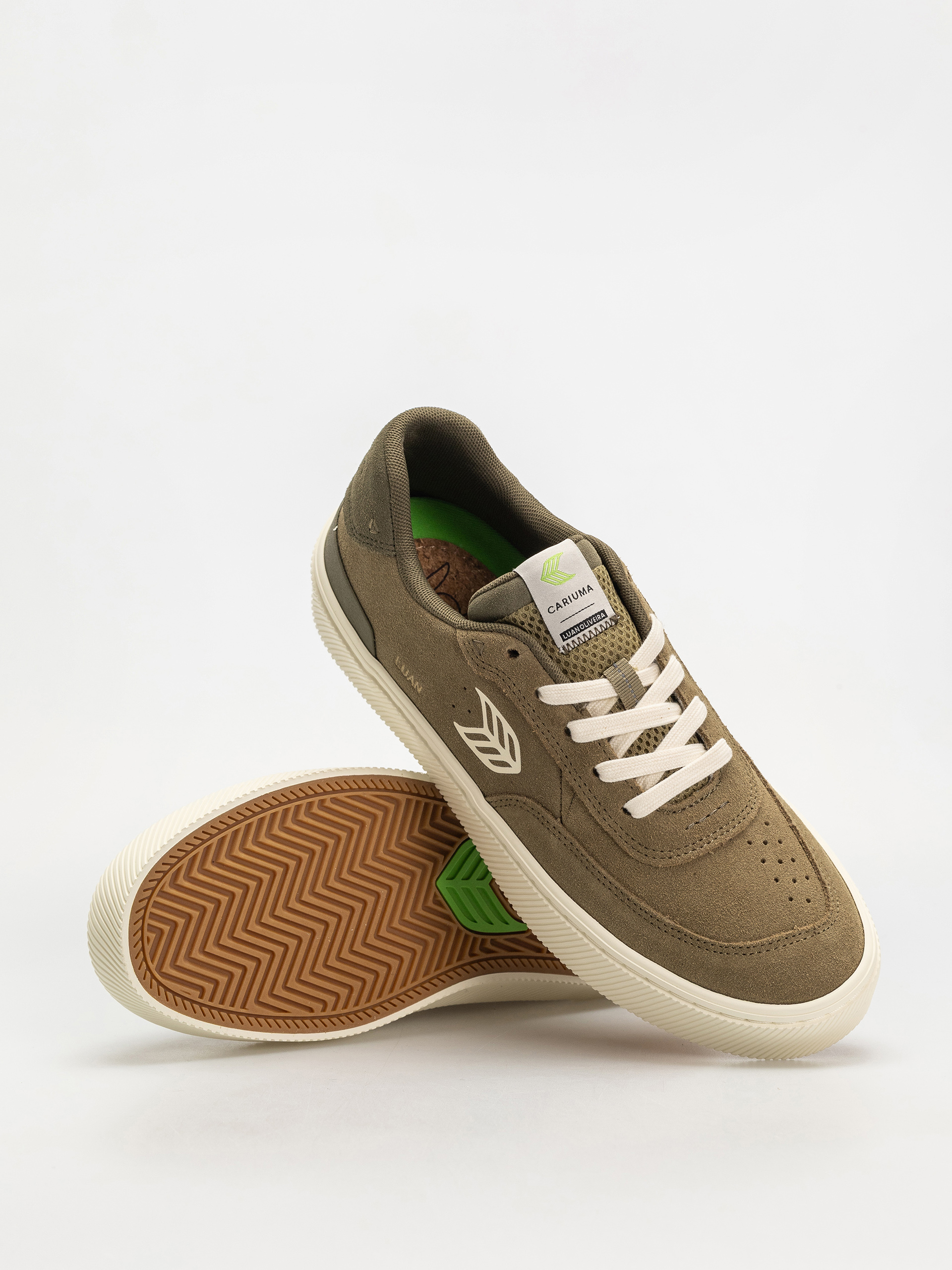 Обувки Cariuma Luan Pro (olive green suede ivory logo burnt olive)