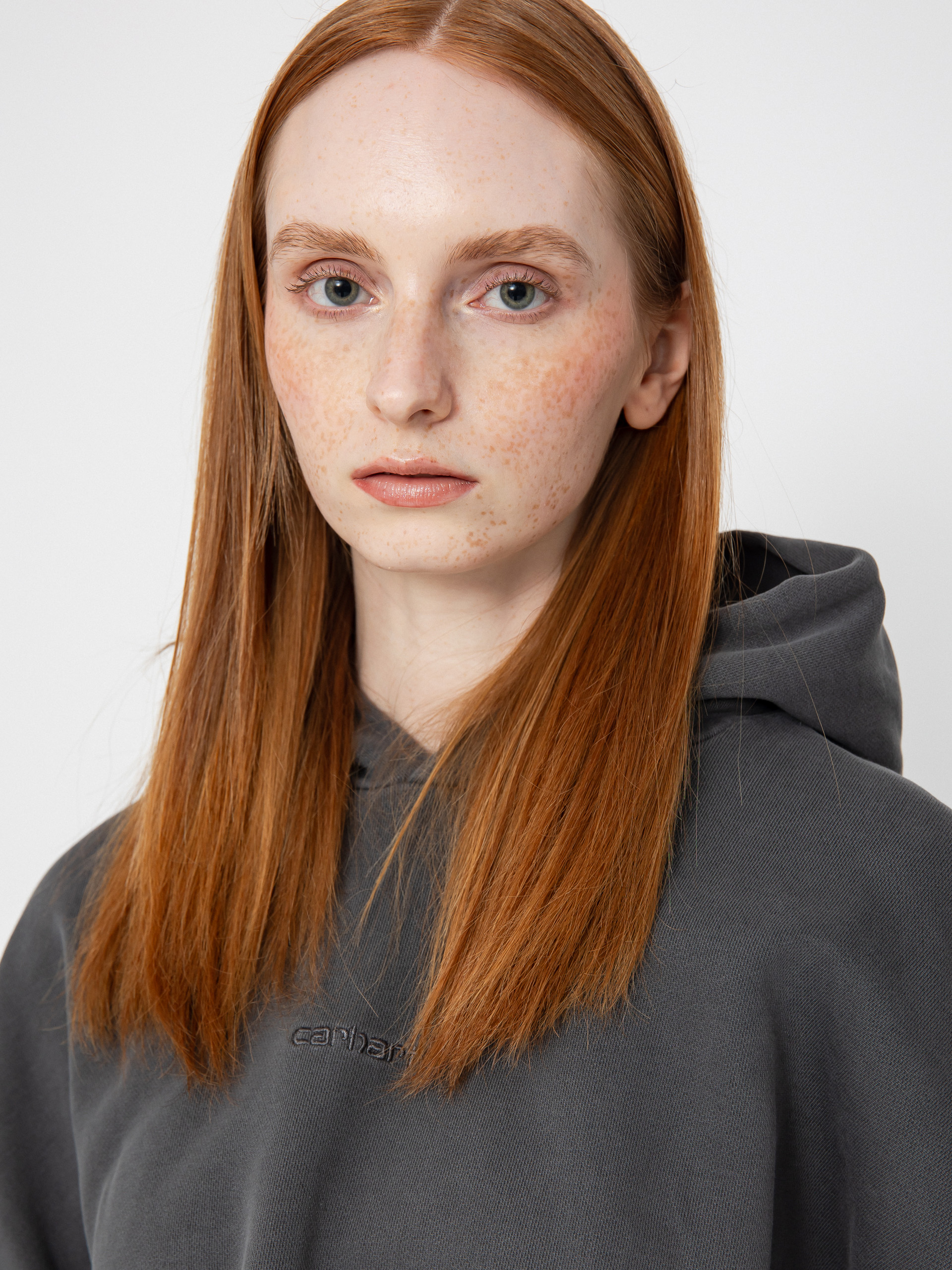 Суитшърт с качулка Carhartt WIP Benton HD Wmn (black)