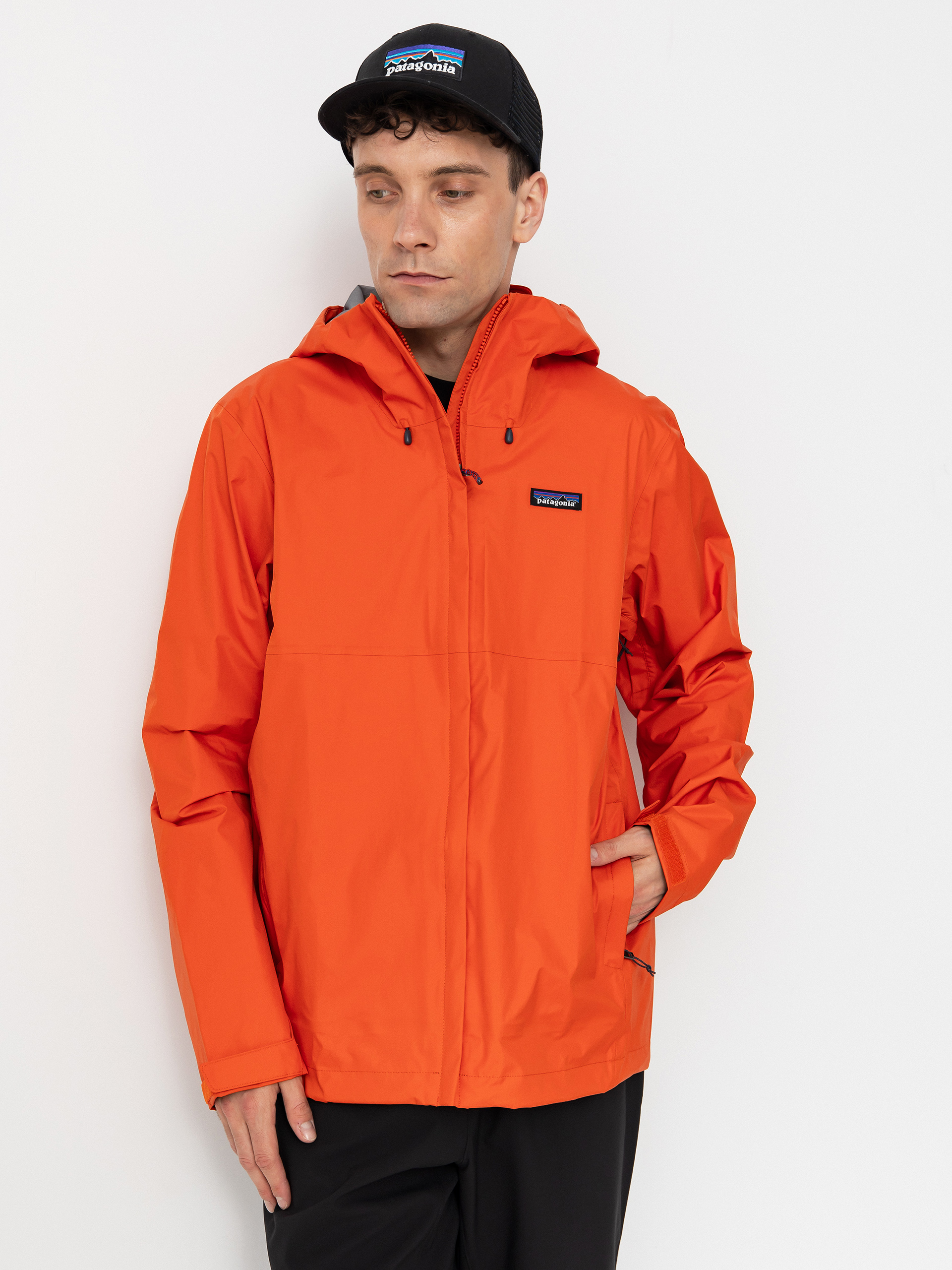 Яке Patagonia Torrentshell 3L (pollinator orange)