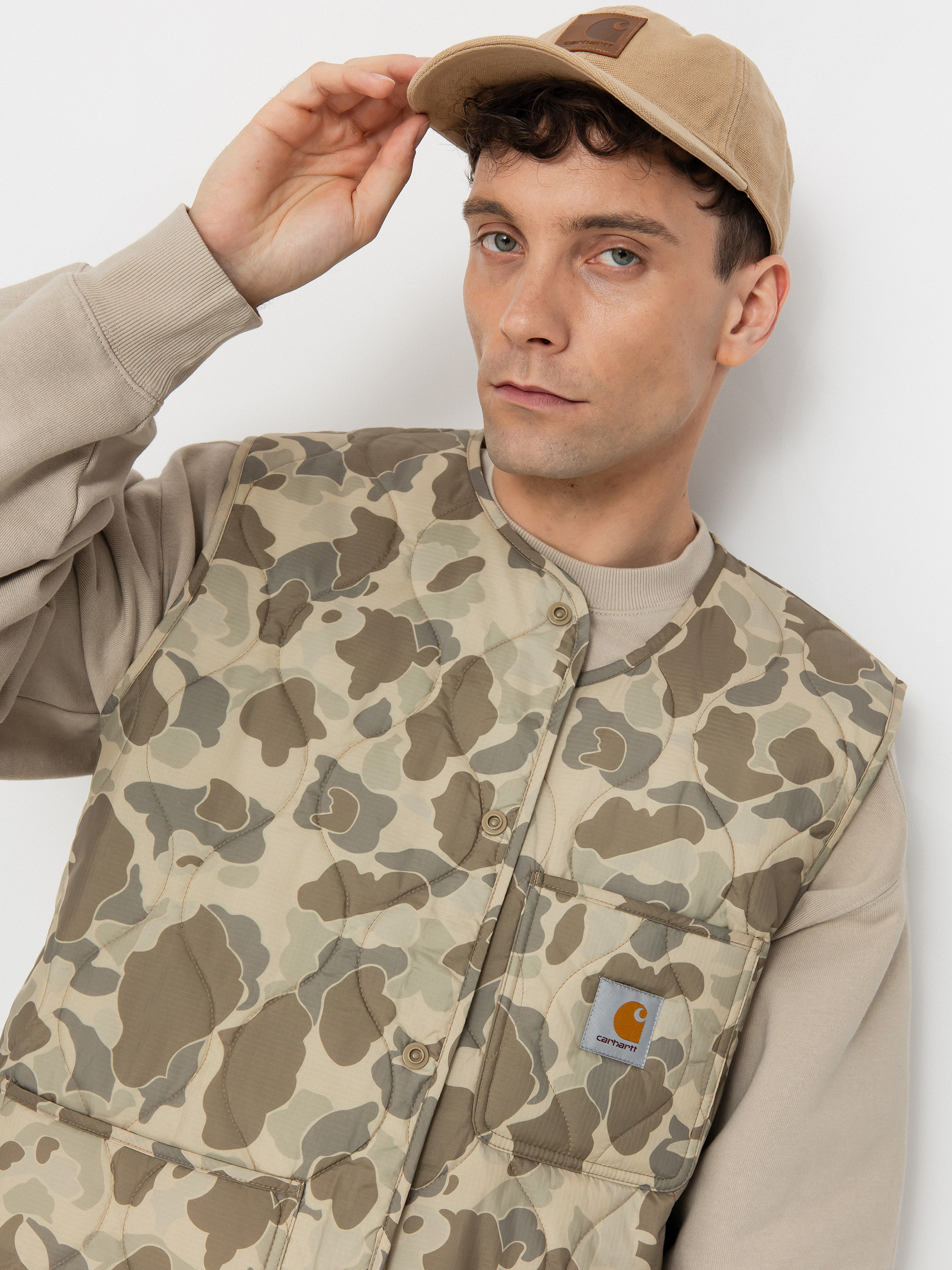 Елек Carhartt WIP Skyton (camo duck/desert)