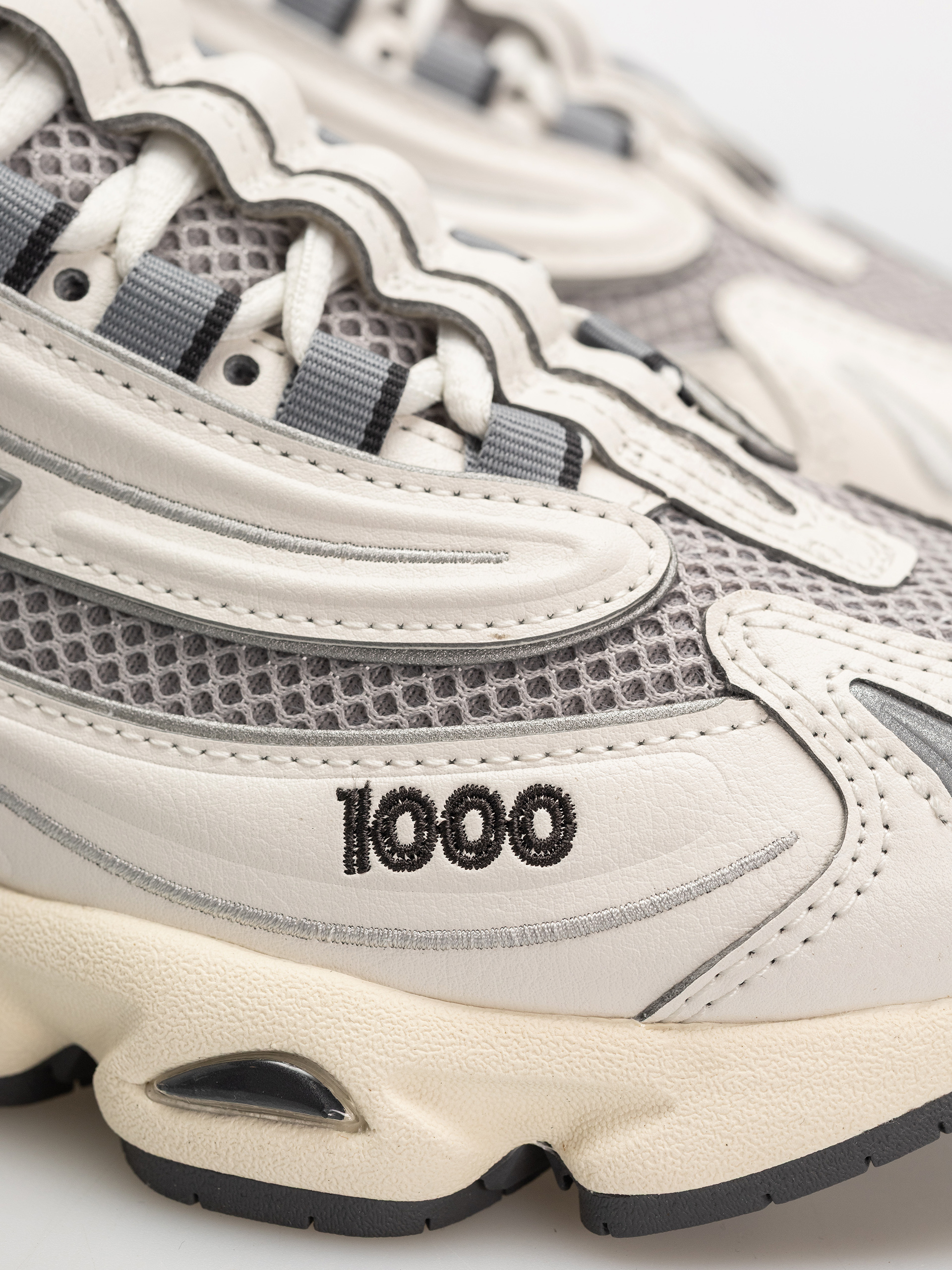 Обувки New Balance 1000 (sea salt)