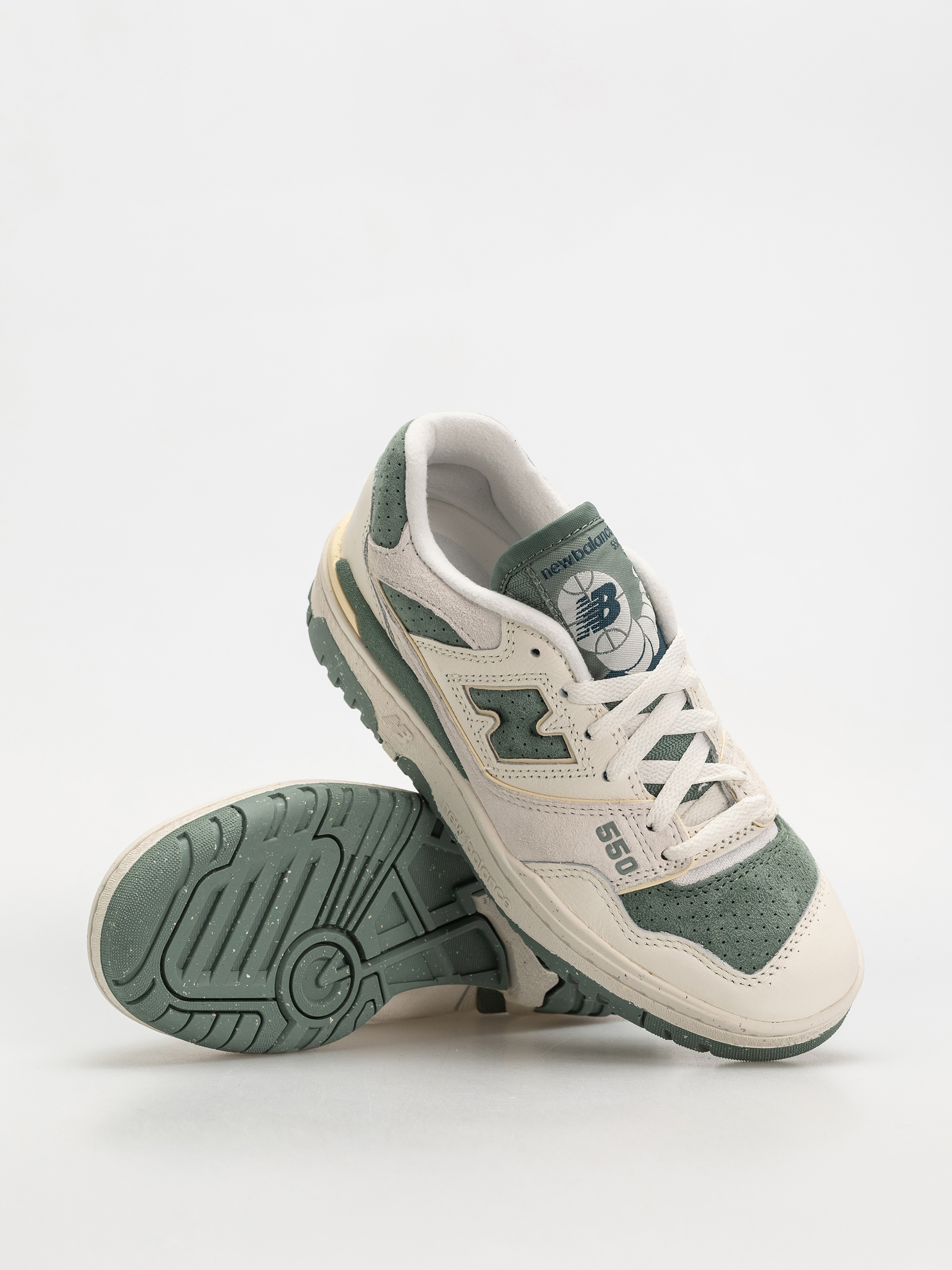 Обувки New Balance 550 Wmn (sea salt)
