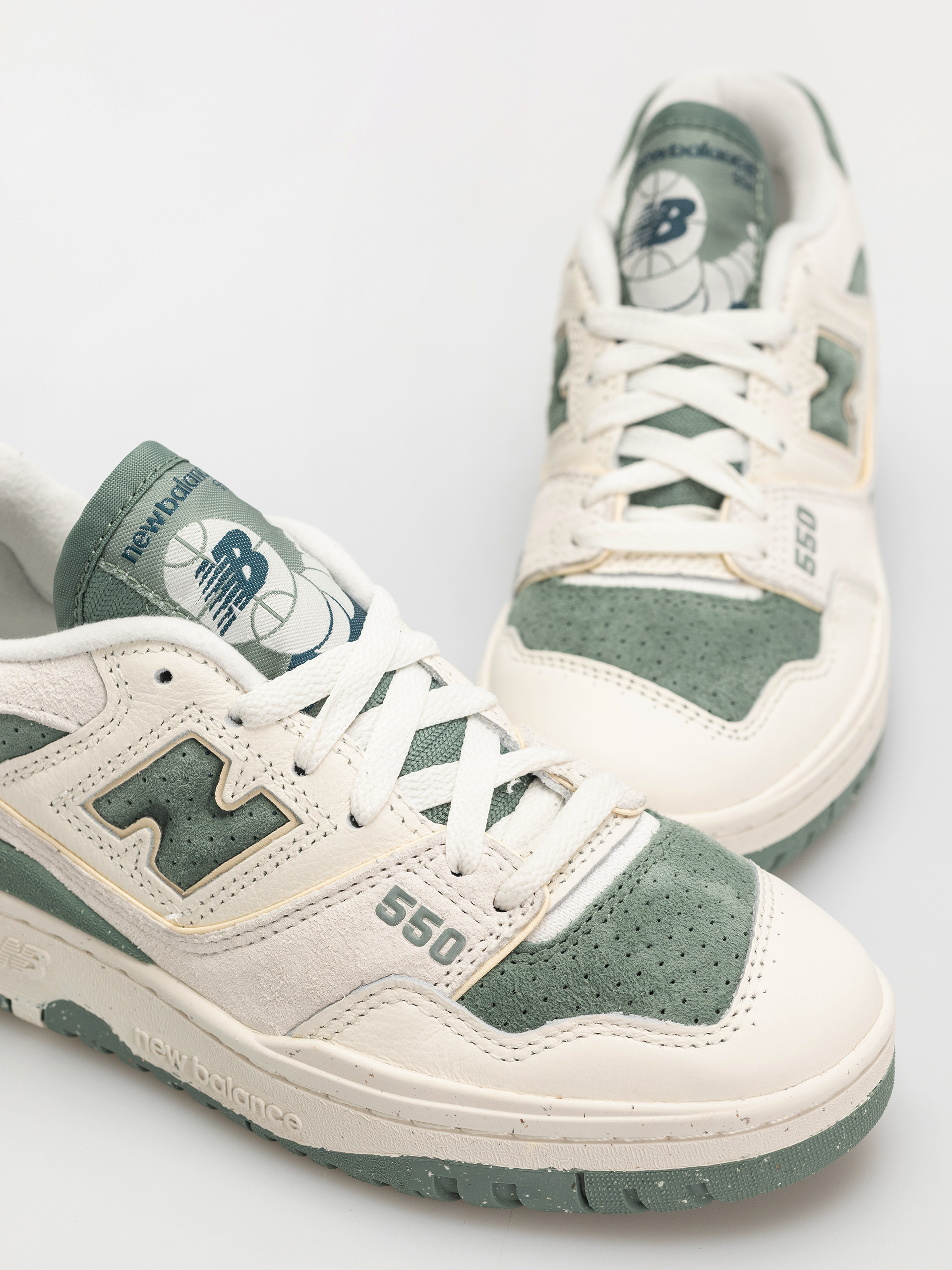 Обувки New Balance 550 Wmn (sea salt)