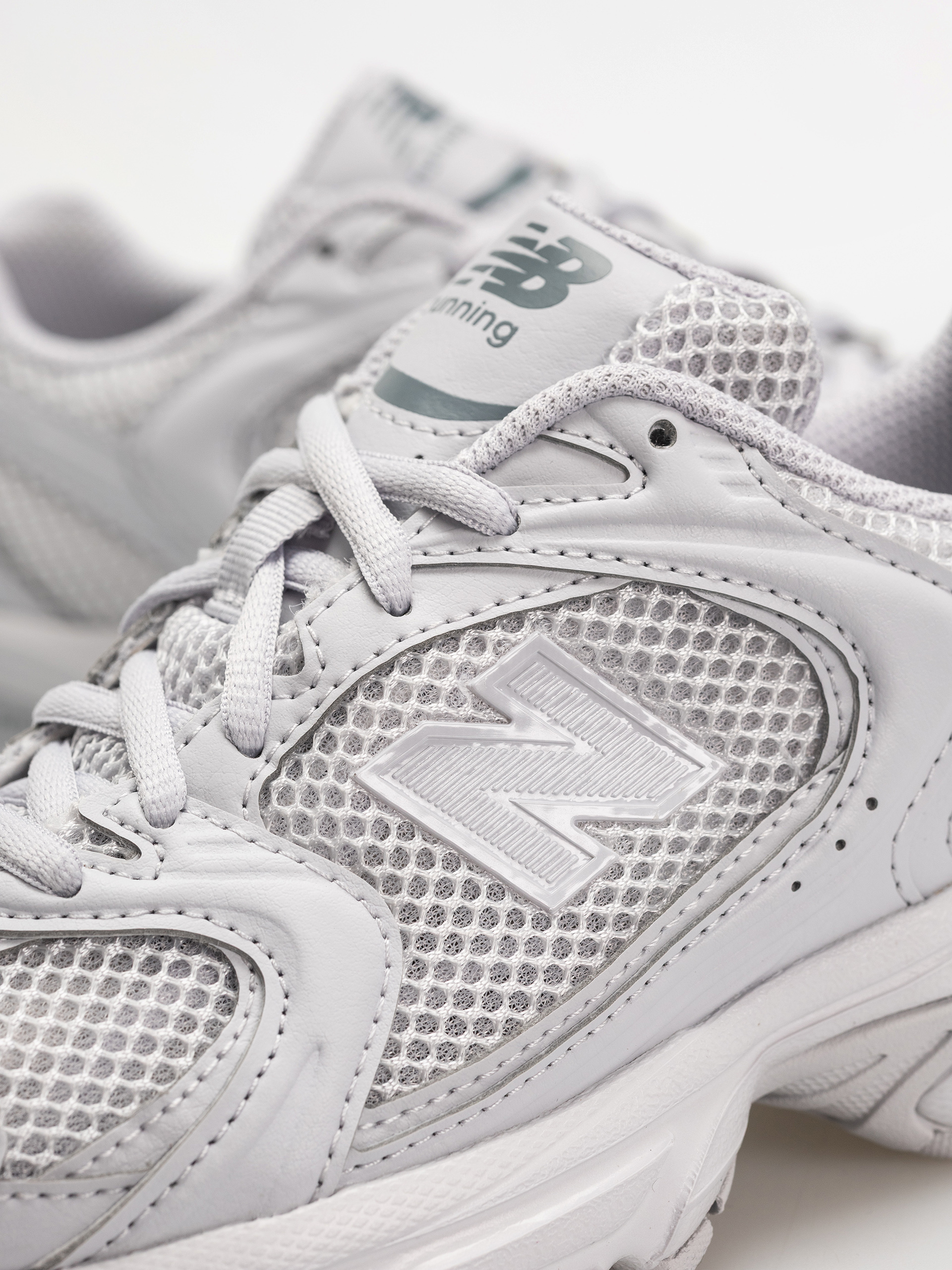 Обувки New Balance 530 (pearl grey)