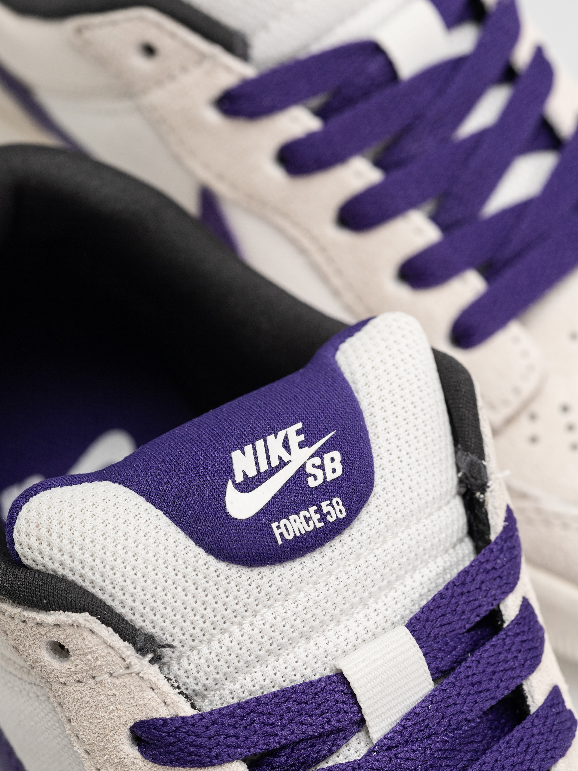 Обувки Nike SB Force 58 (phantom/court purple summit white)