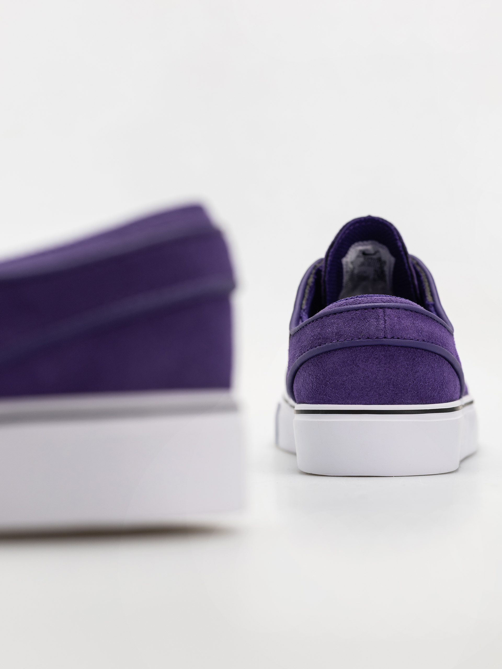 Обувки Nike SB Stefan Janoski JR (court purple/black court purple white)