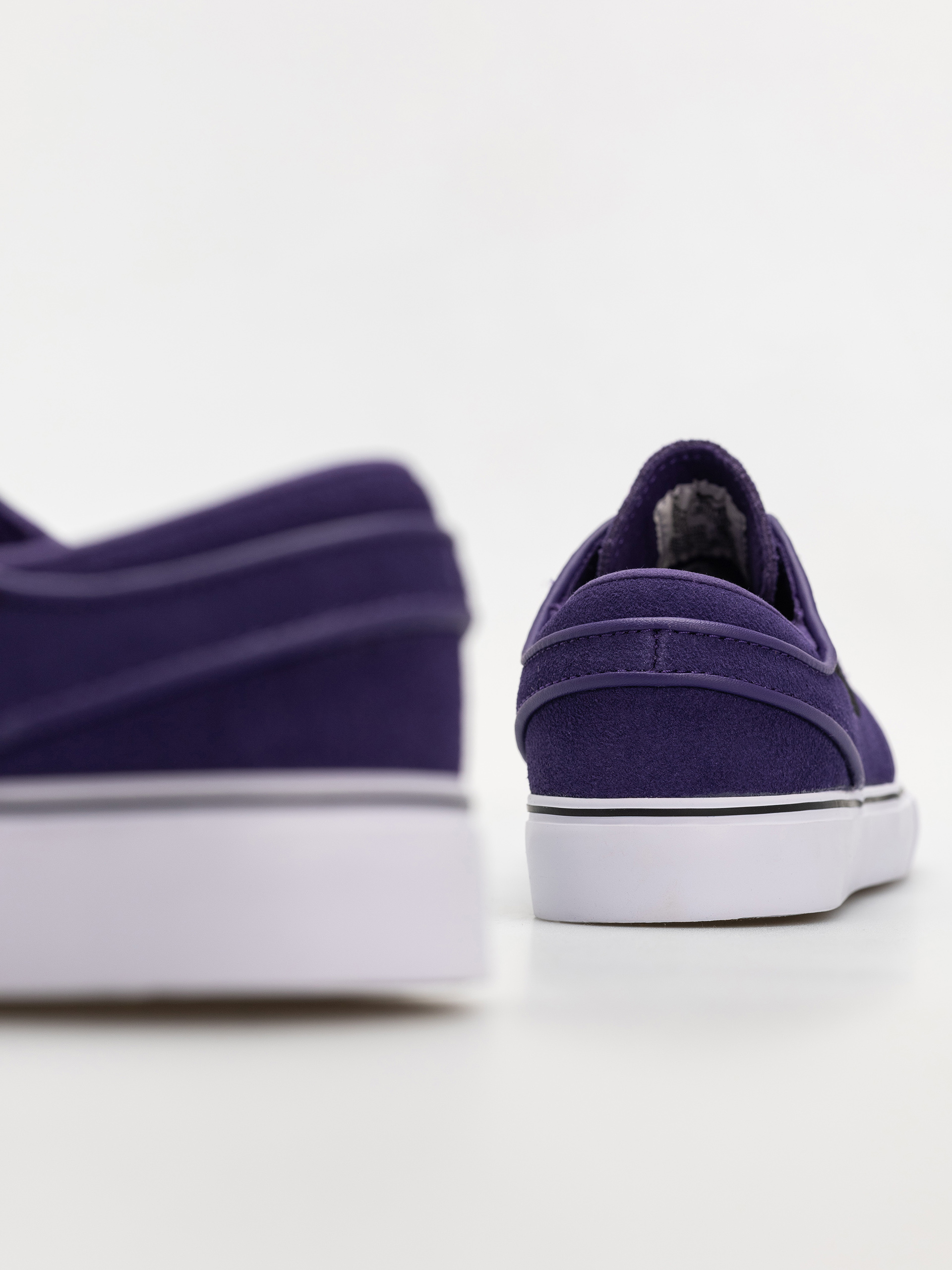 Обувки Nike SB Zoom Janoski Og+ (court purple/black court purple white)
