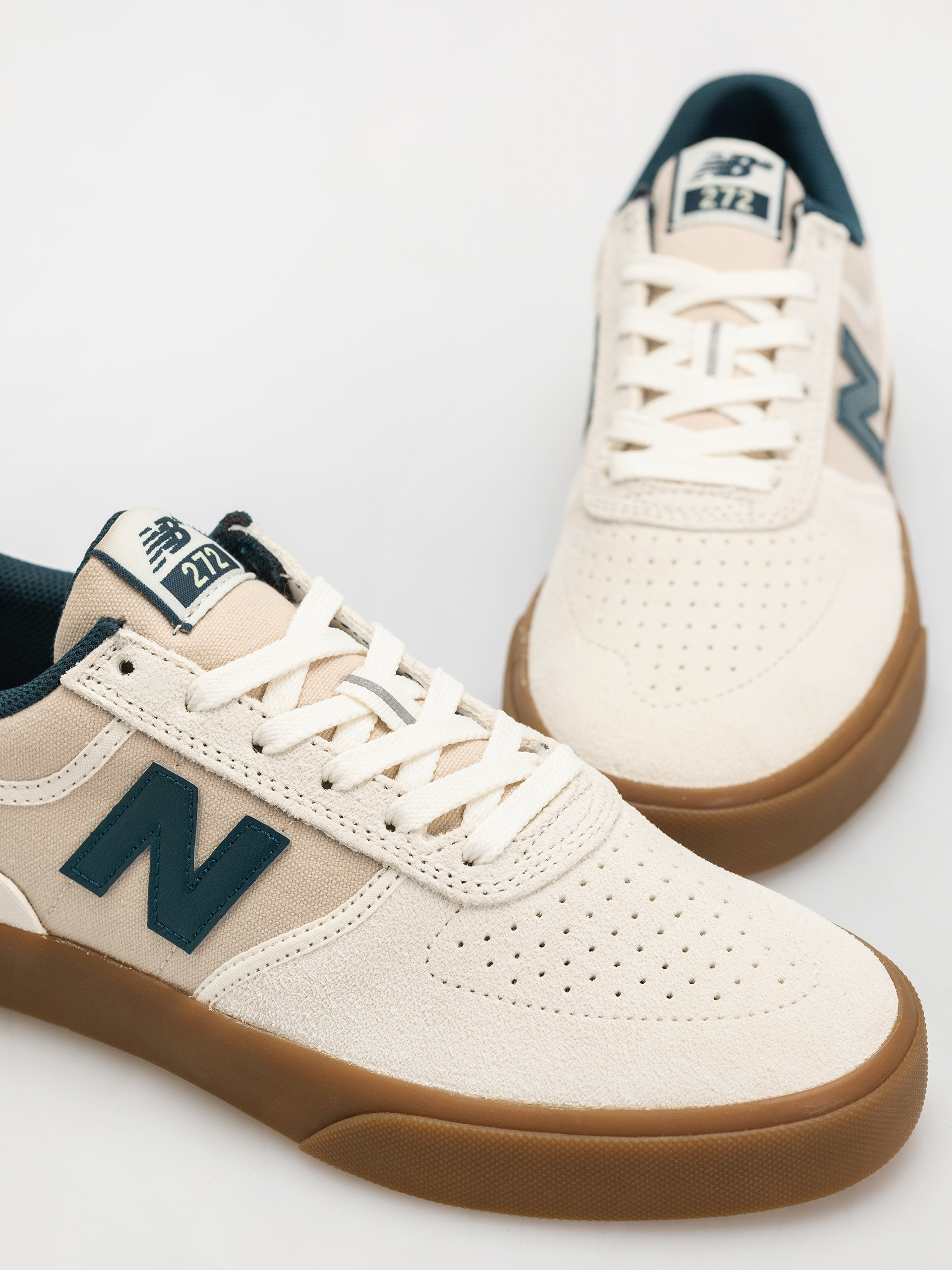 Обувки New Balance 272 (white)