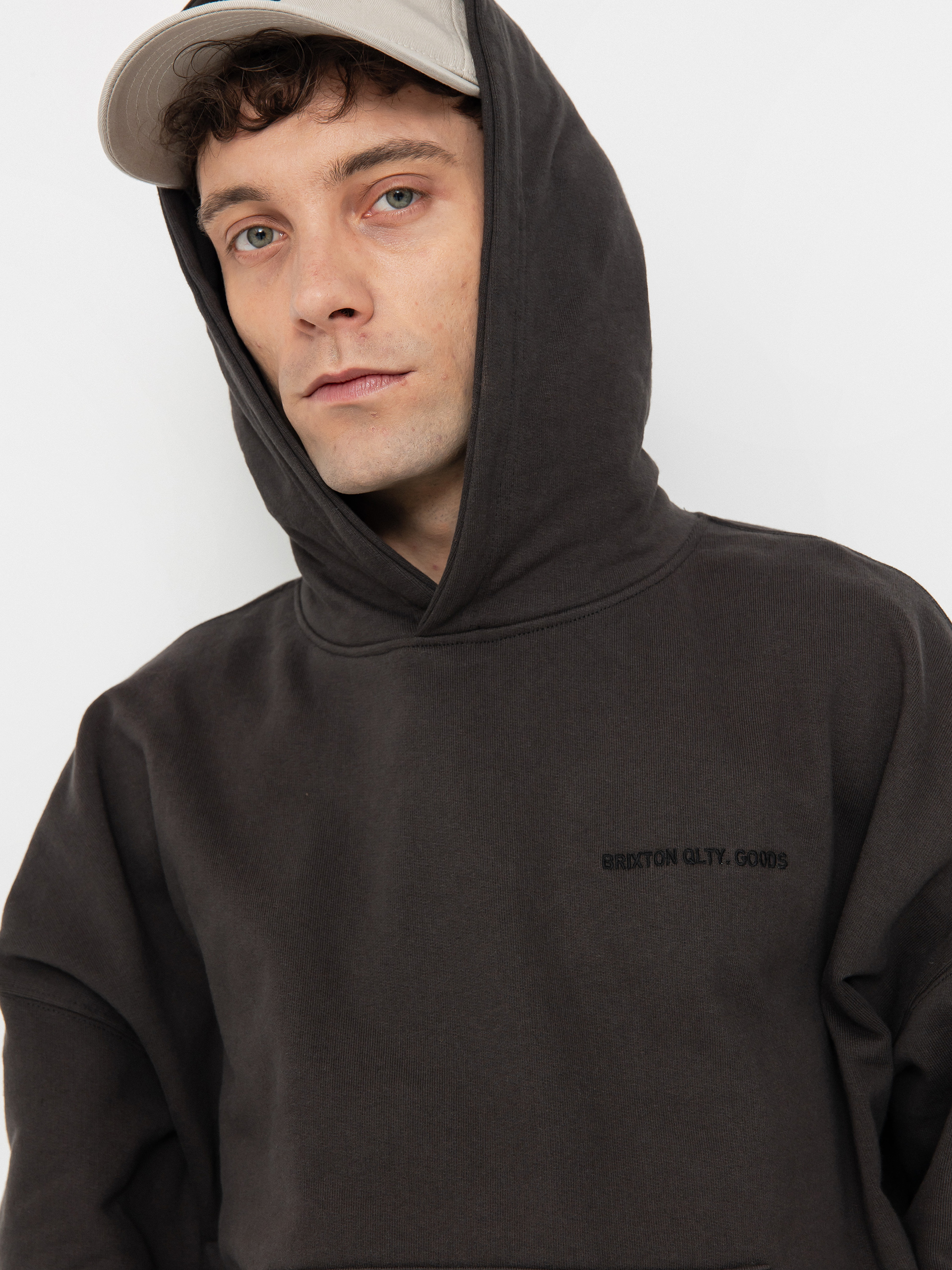 Суитшърт с качулка Brixton Embroidered Heavy Weight HD (washed black)