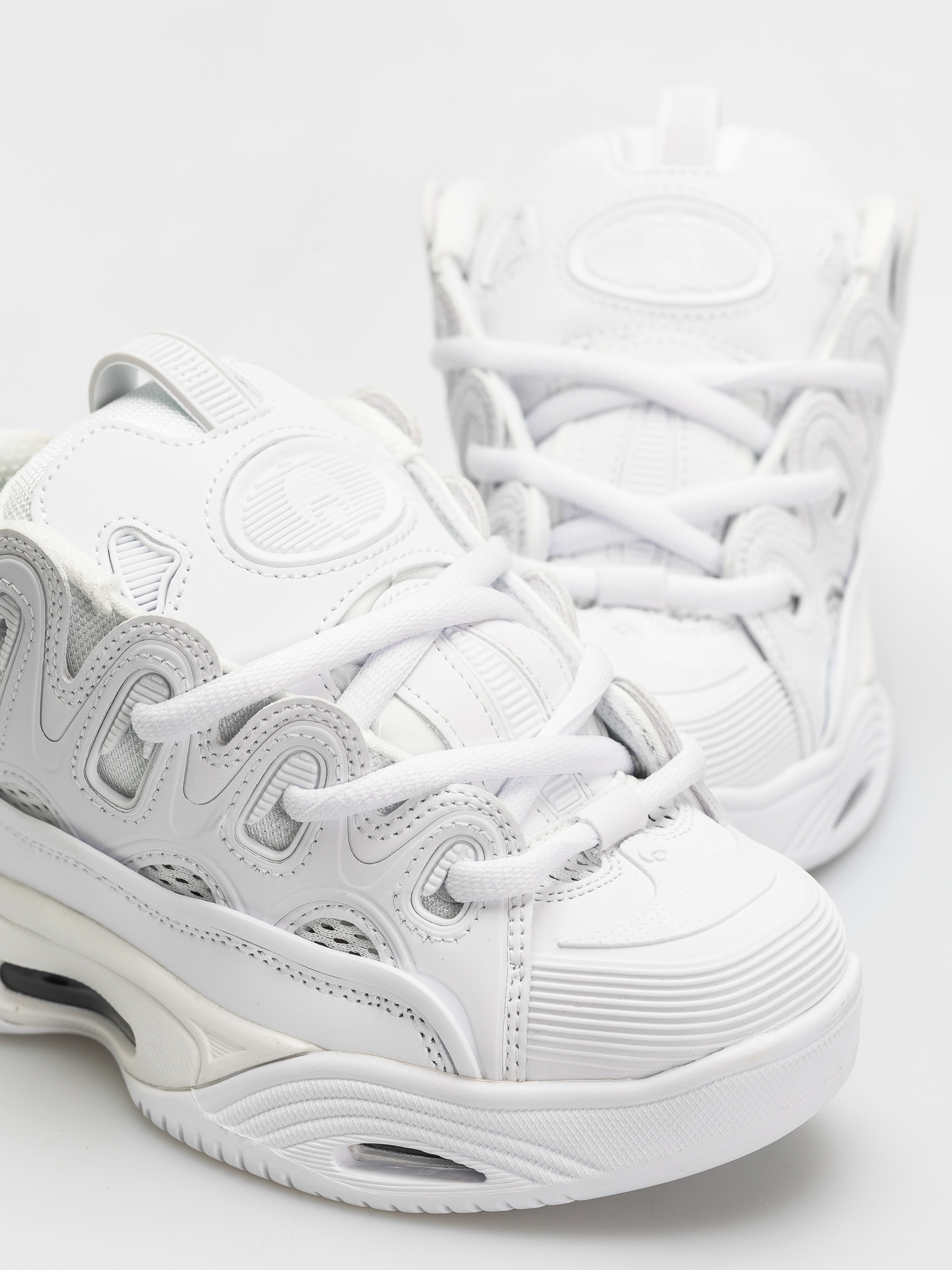 Обувки Osiris D3 2001 (luminate/white/white)