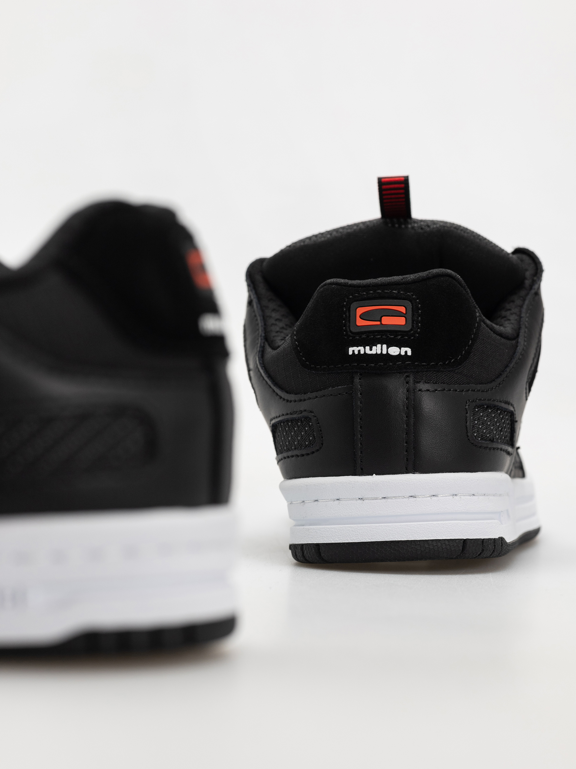 Обувки Globe Tilt Prime (black mullen)