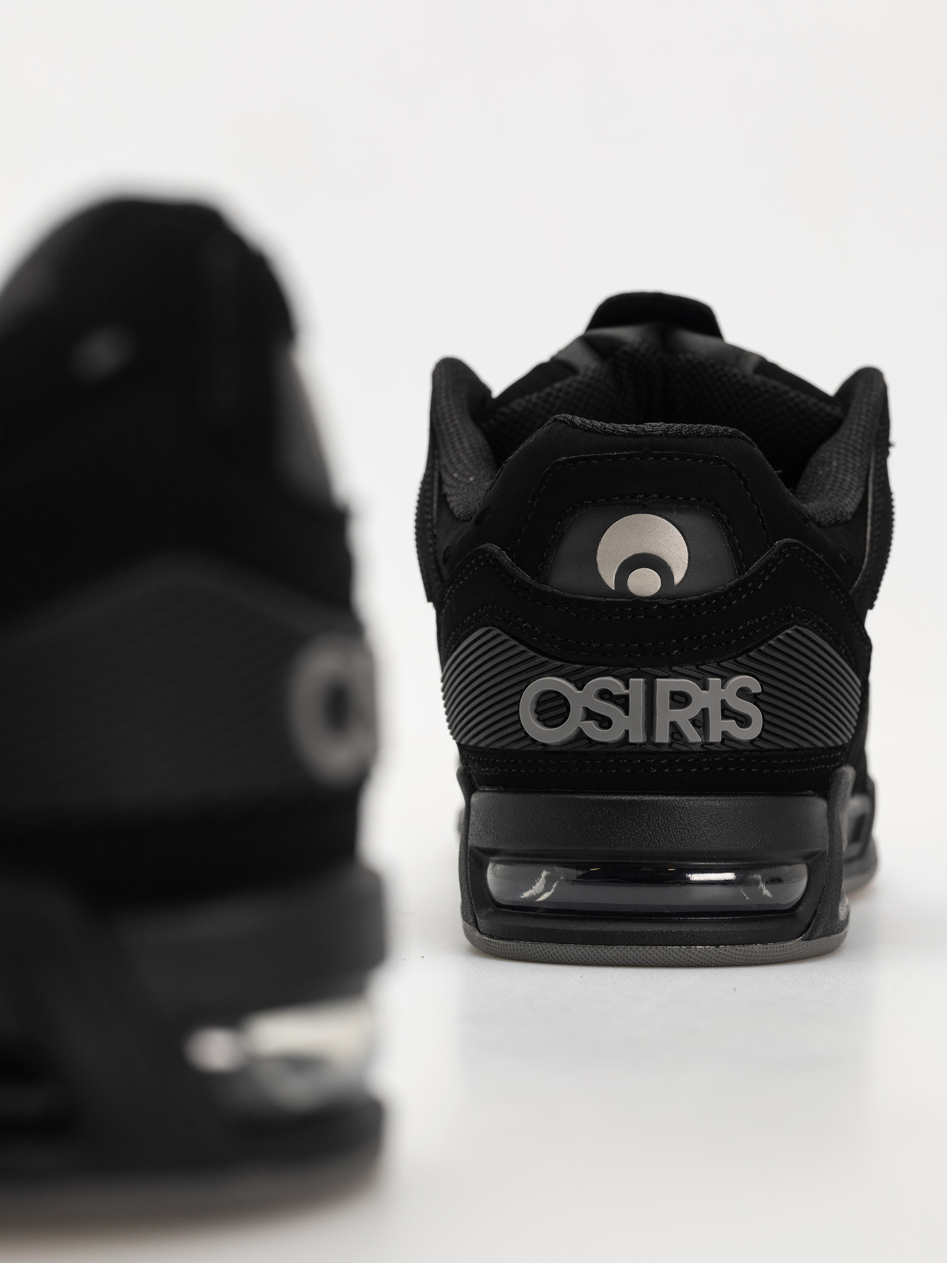 Обувки Osiris Peril (black/black/grey)