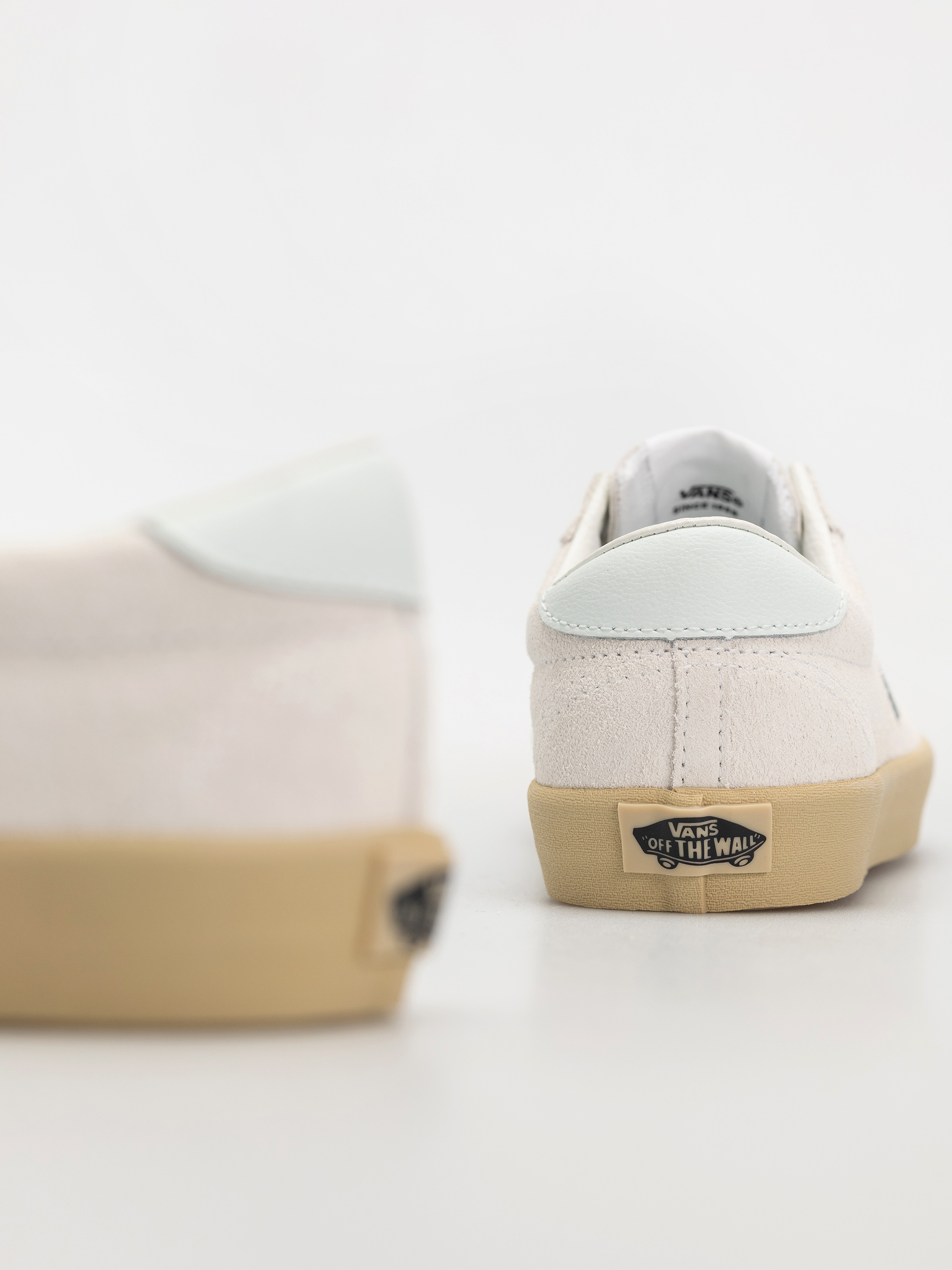 Обувки Vans Sport Low (light gum white)