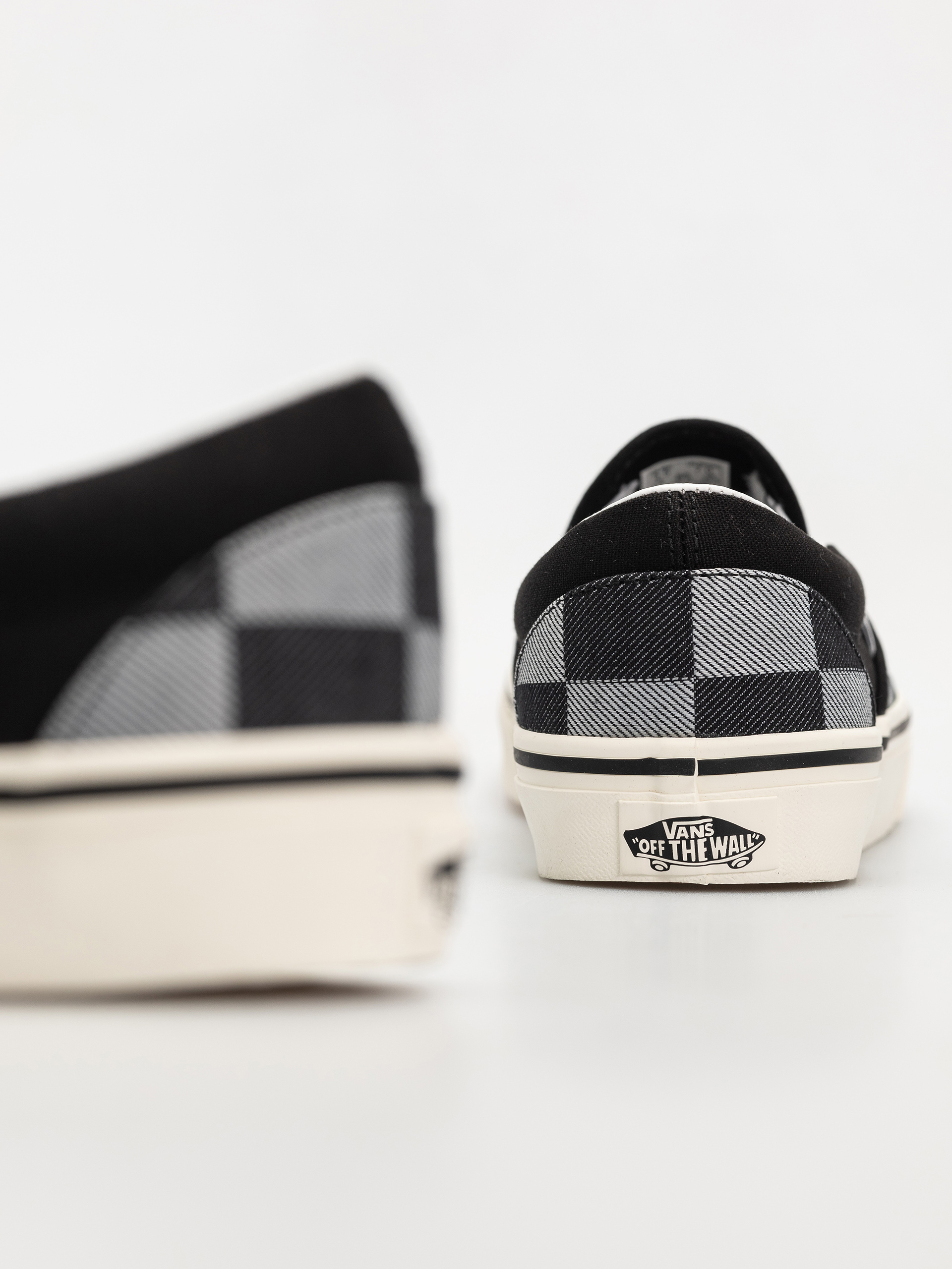 Обувки Vans Classic Slip On (mono checkerboard black)