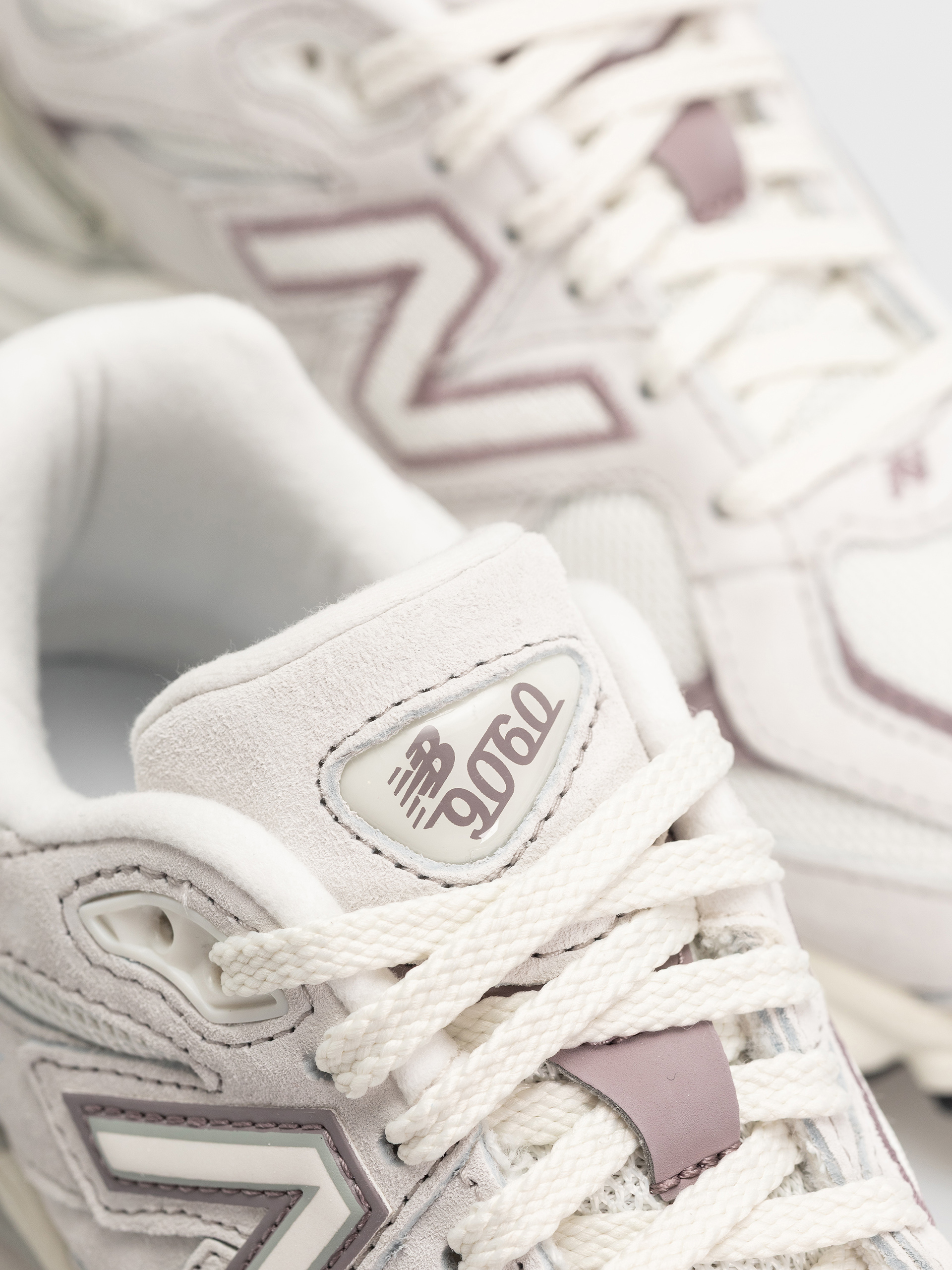 Обувки New Balance 9060 (grey matter)