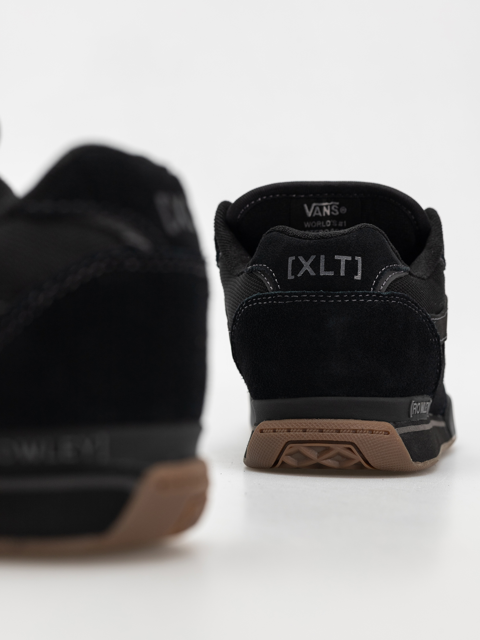 Обувки Vans Rowley XLT (blackout)