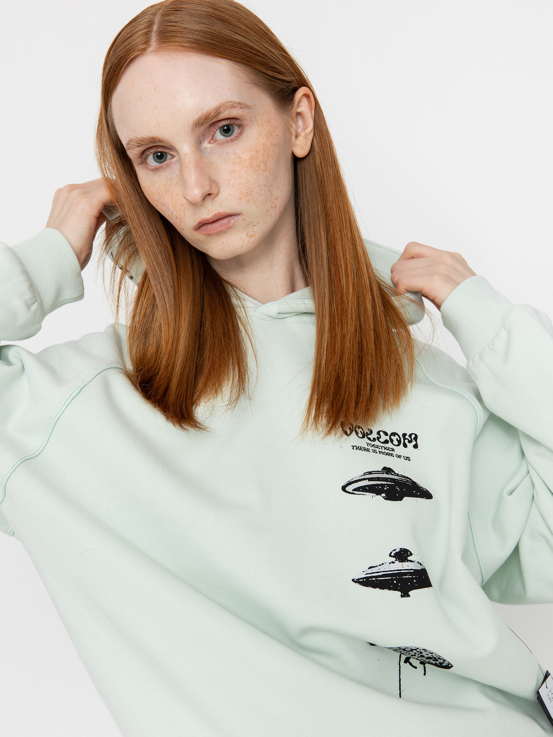 Суитшърт с качулка Volcom Fa Filip Rygalski HD Wmn (cloud blue)