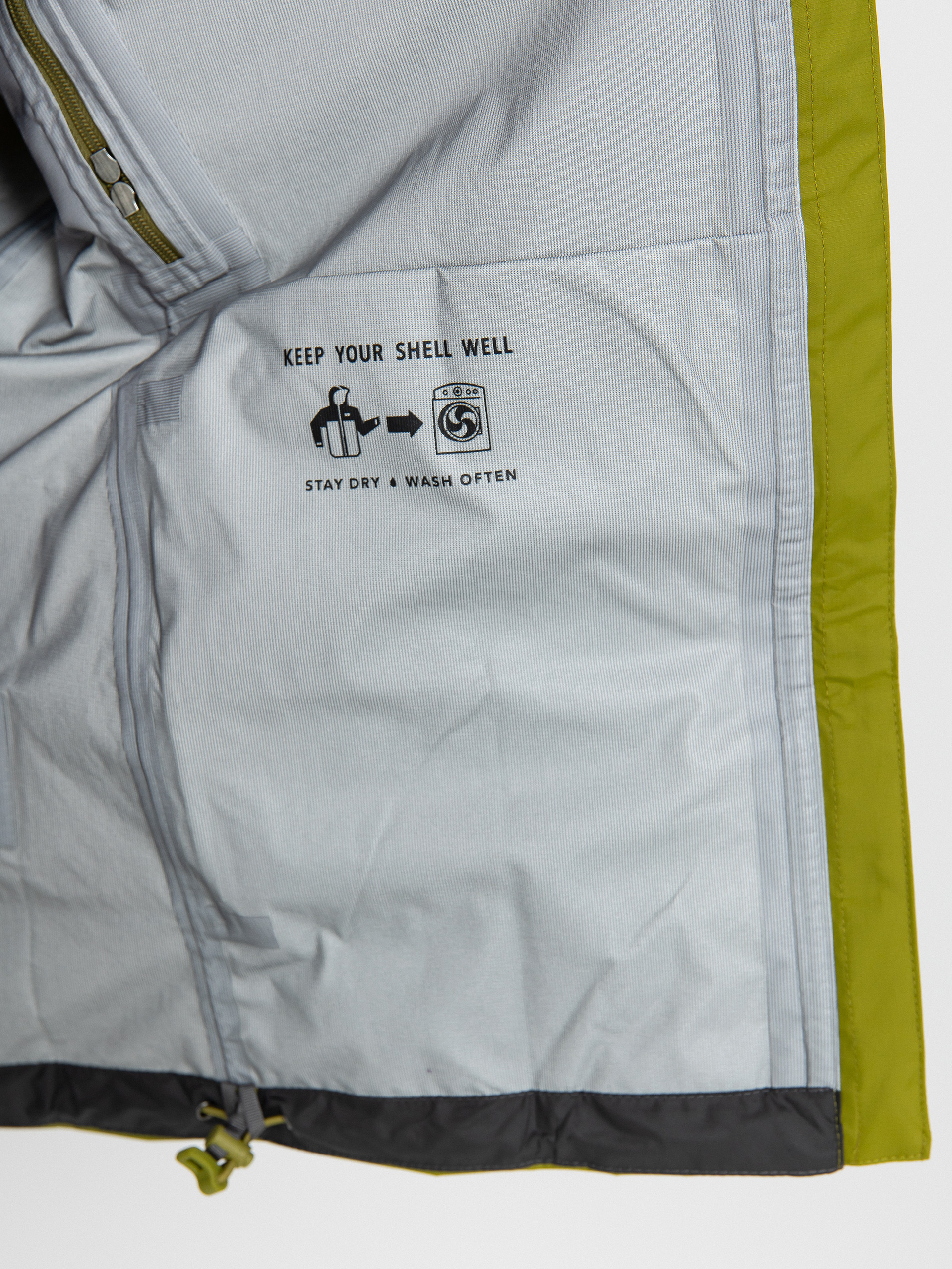 Яке Patagonia Torrentshell 3L Wmn (graze green)