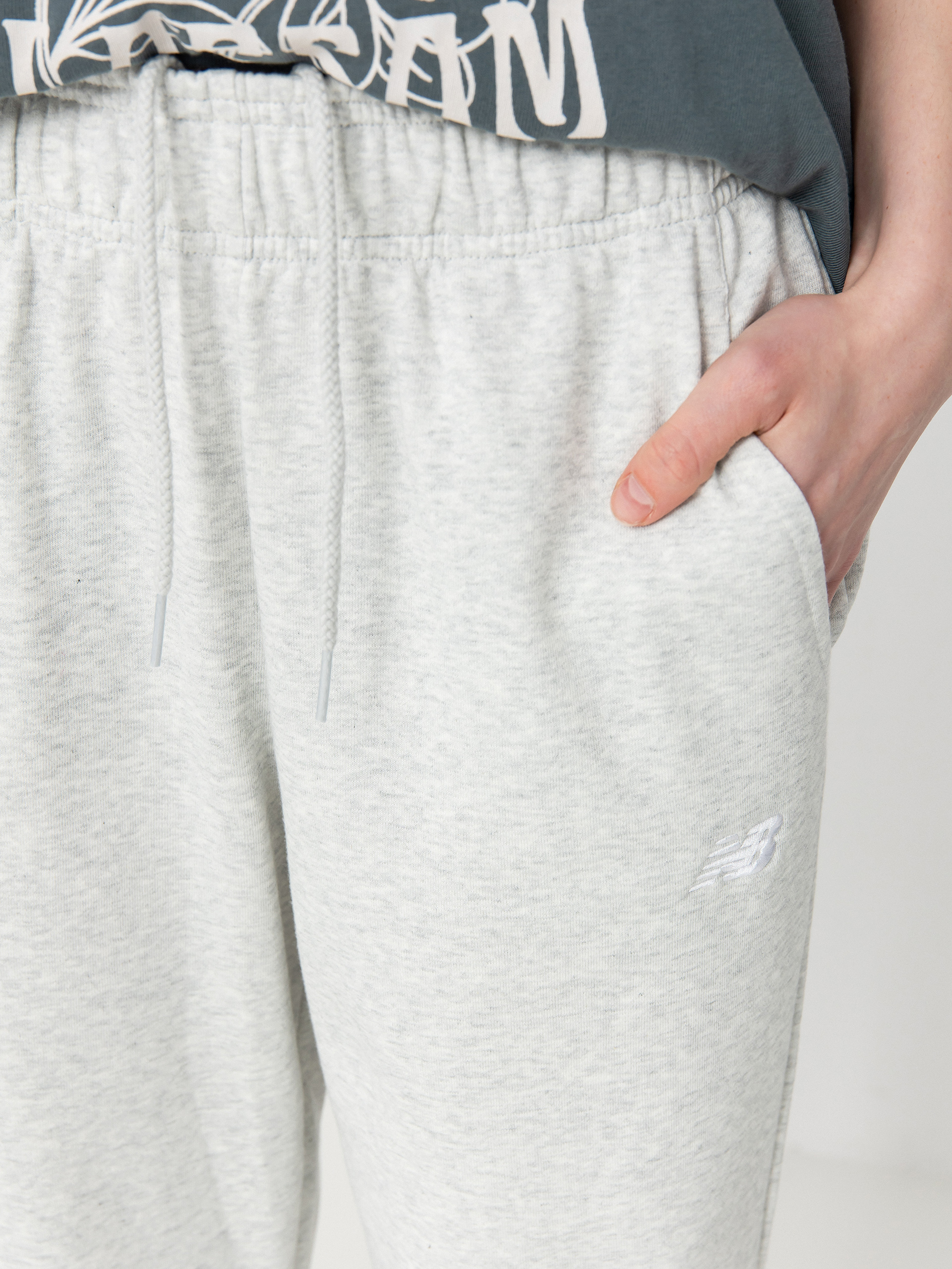 Панталони New Balance French Terry Wmn (ashheath)