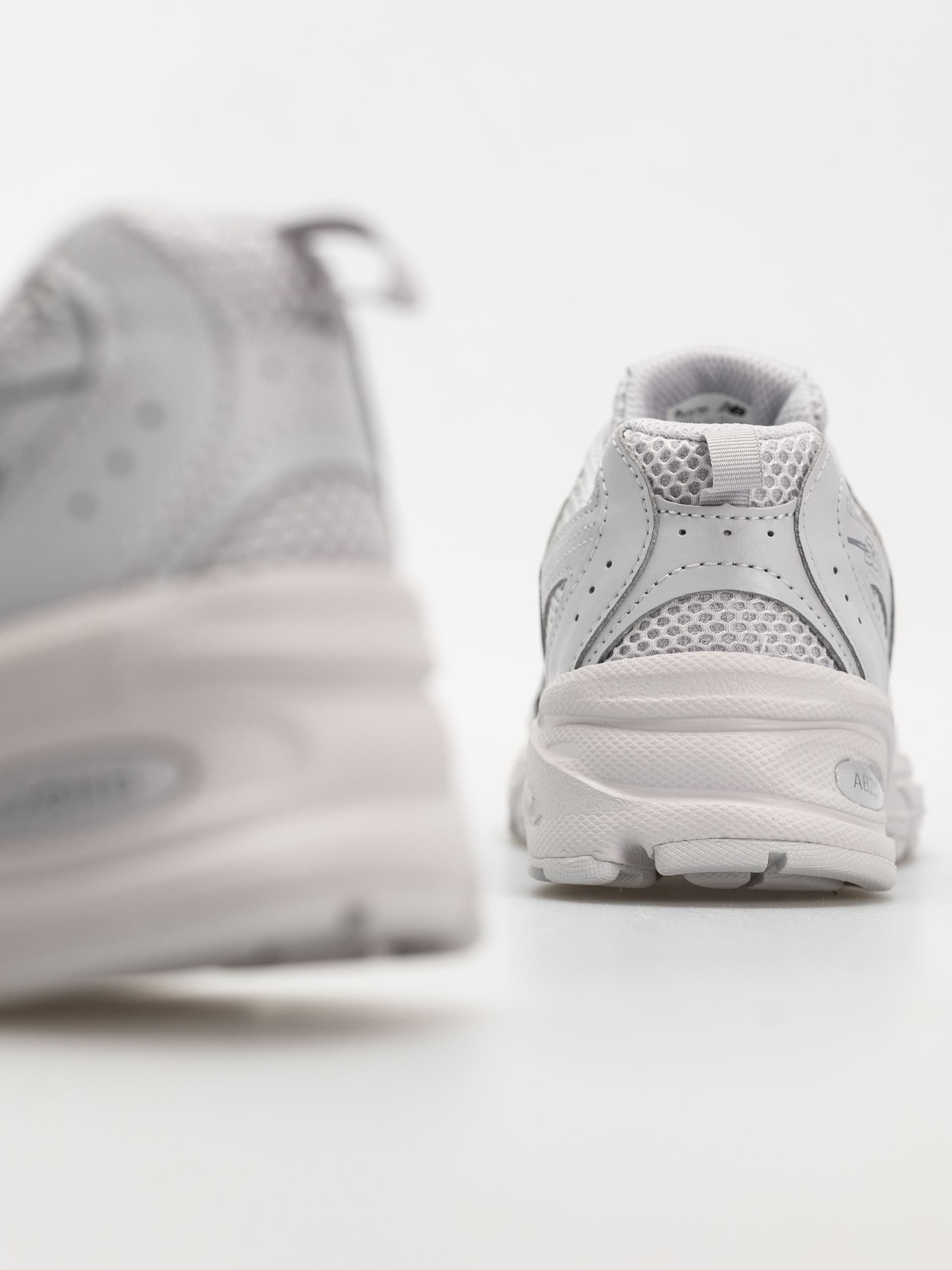 Обувки New Balance 530 JR (pearl grey)