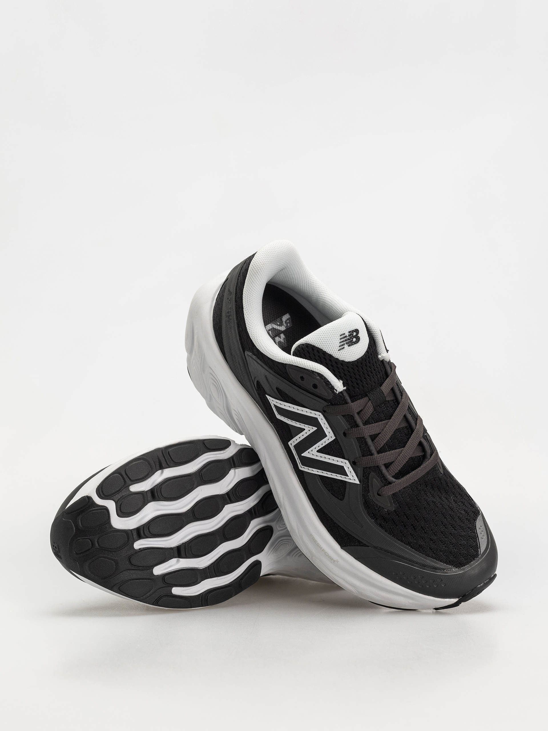 Обувки New Balance TRN (black/white)